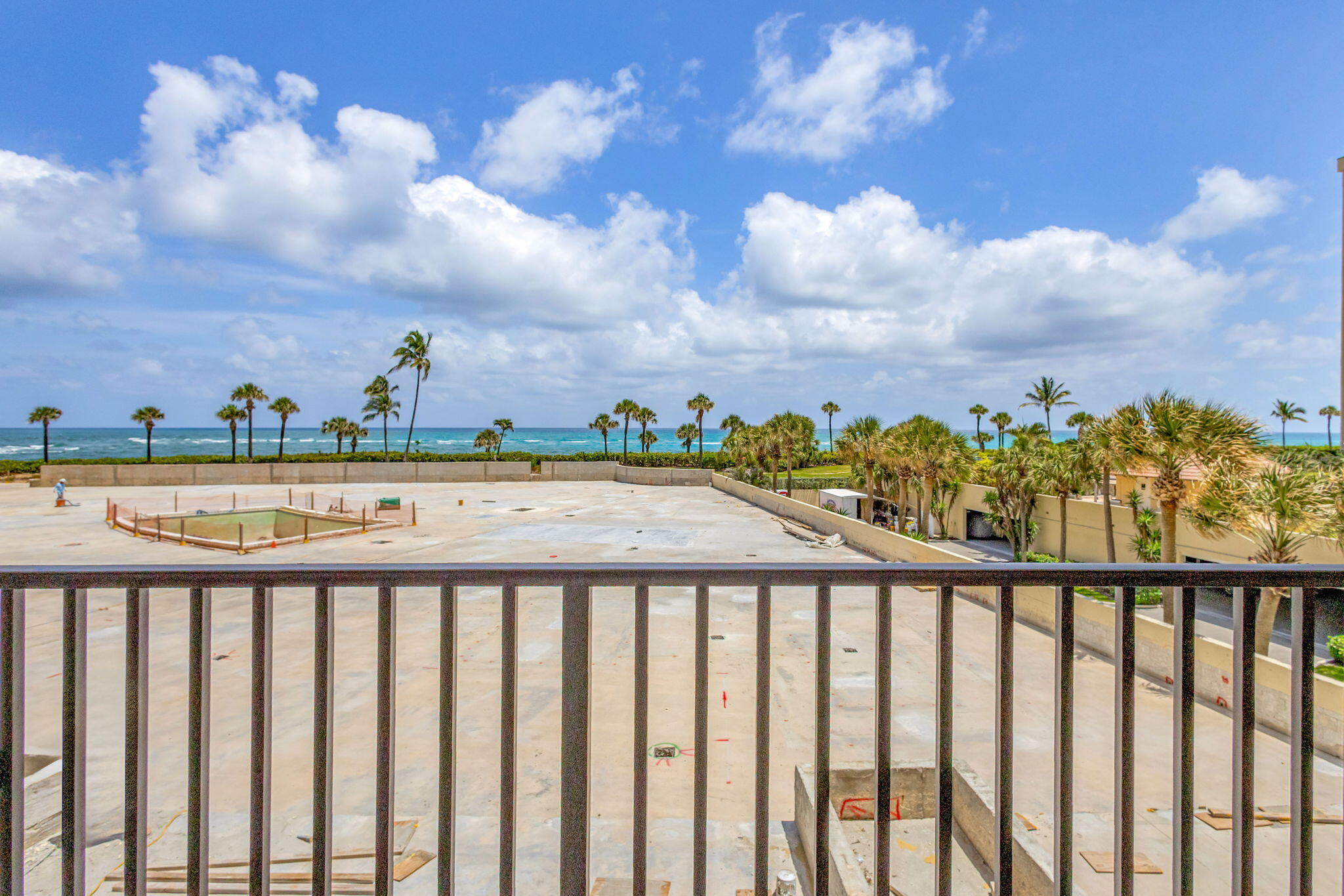 400 OCEAN TRAIL Way 209