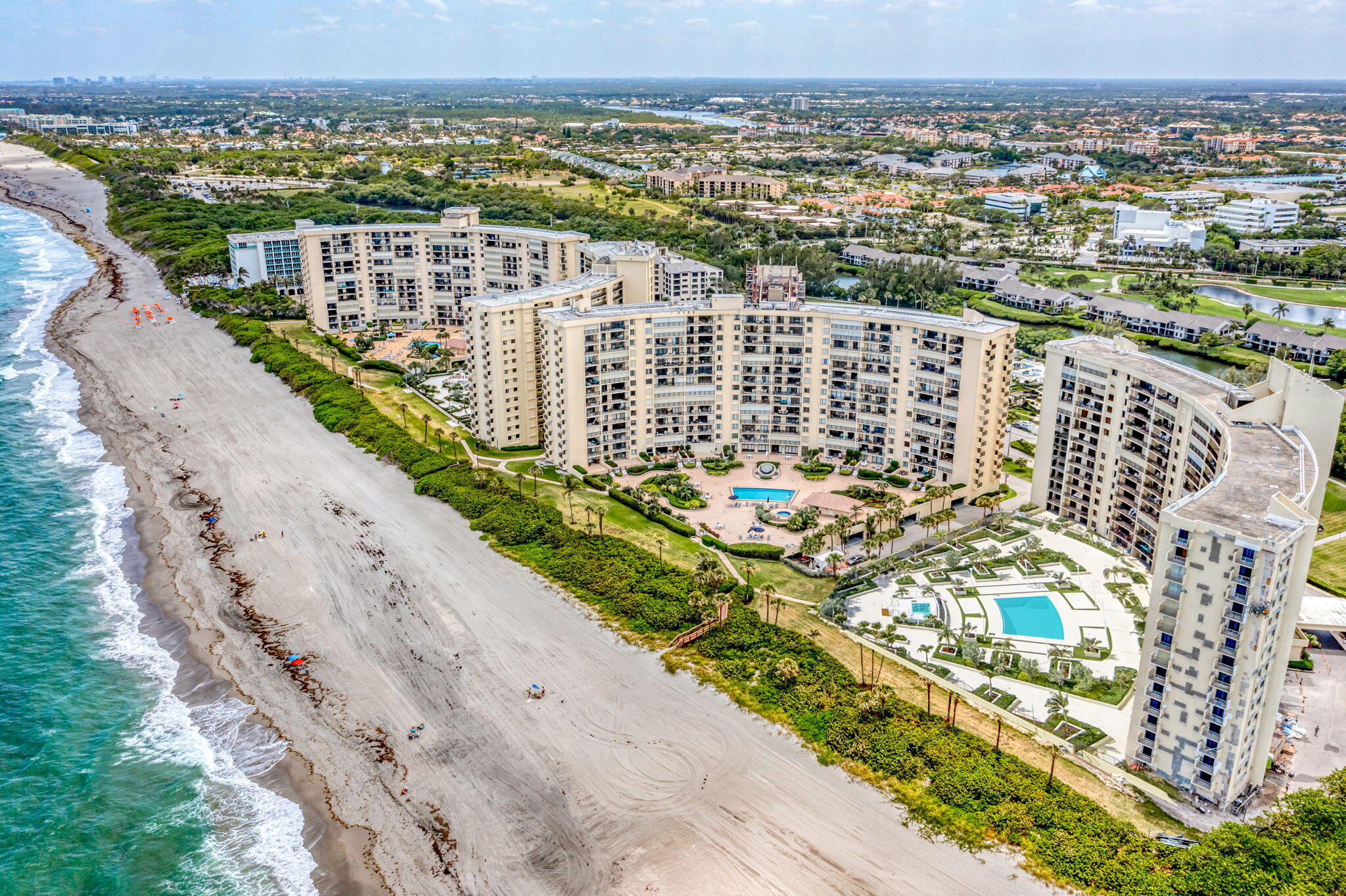 400 OCEAN TRAIL Way 209