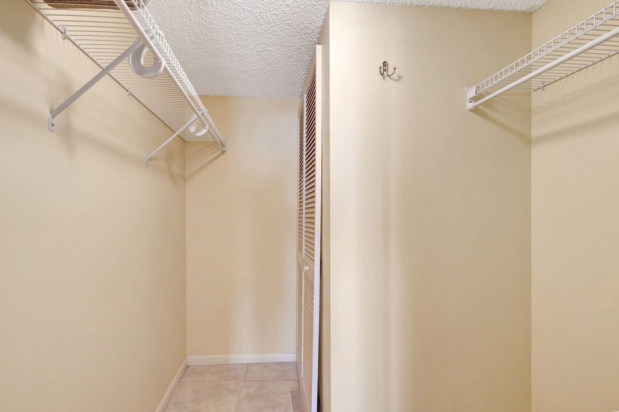 400 OCEAN TRAIL Way 209