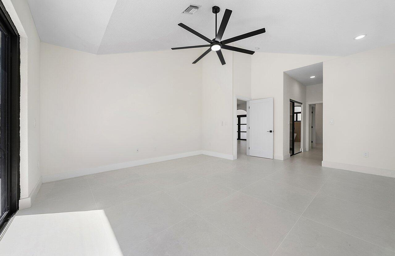 7548 FAIRWAY Trail