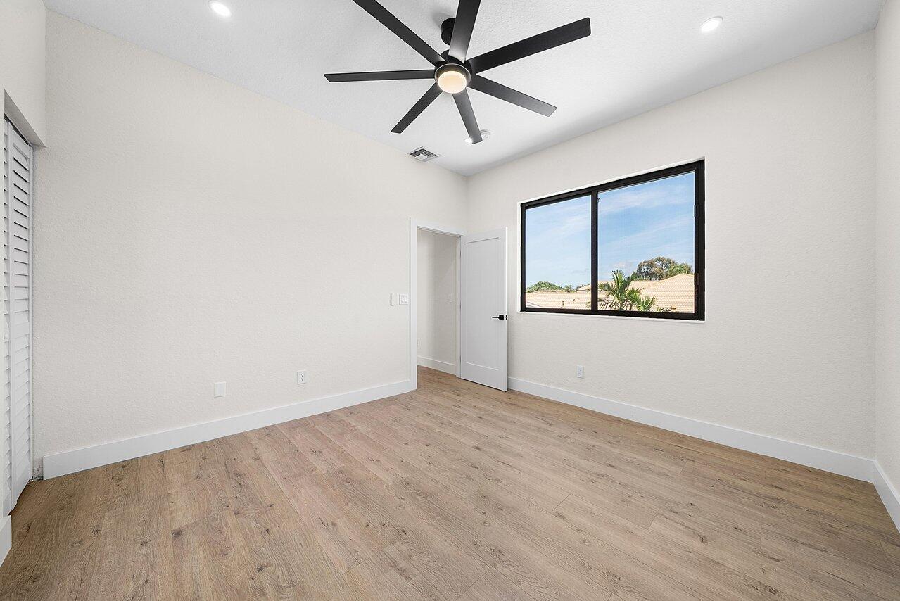 7548 FAIRWAY Trail