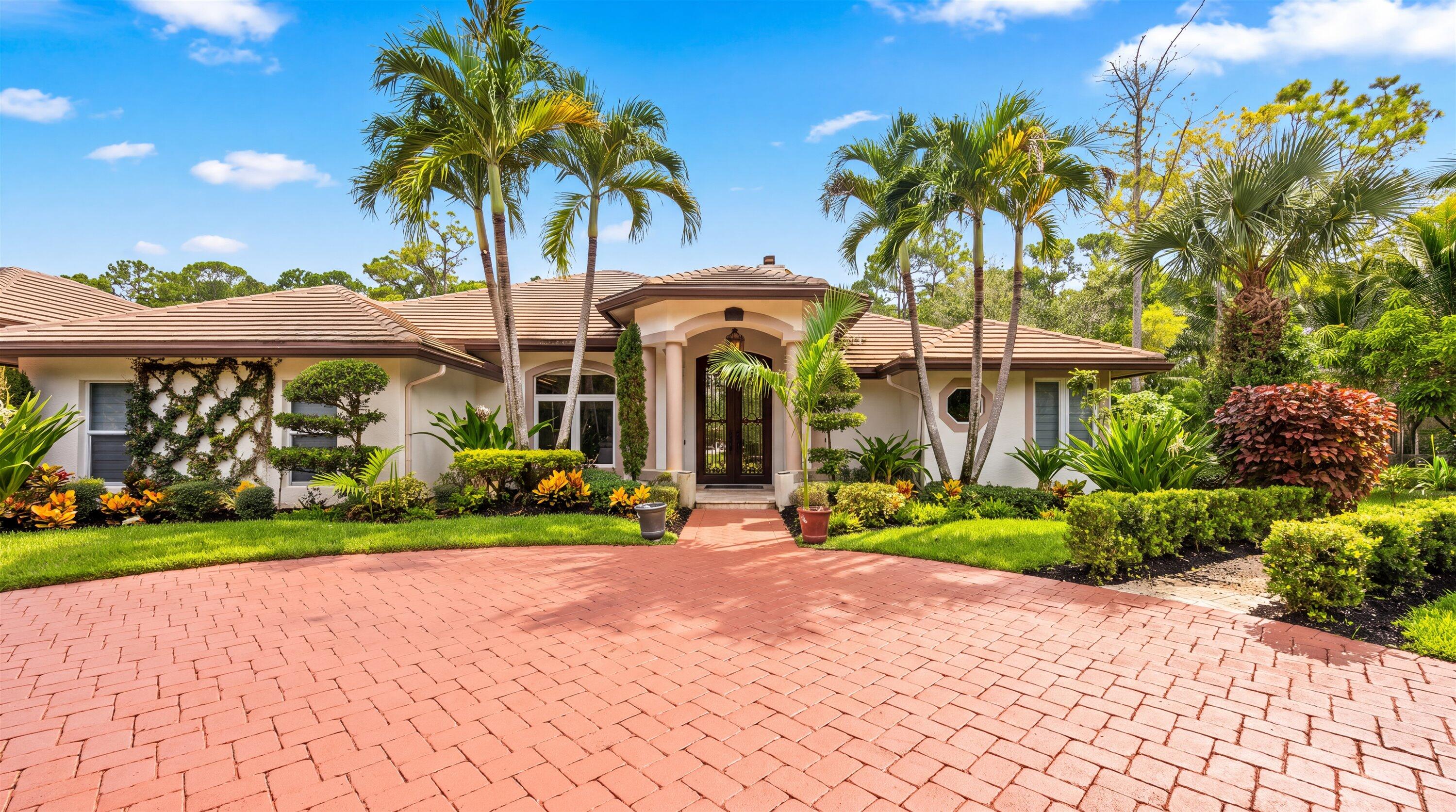 14816 Stirrup Lane