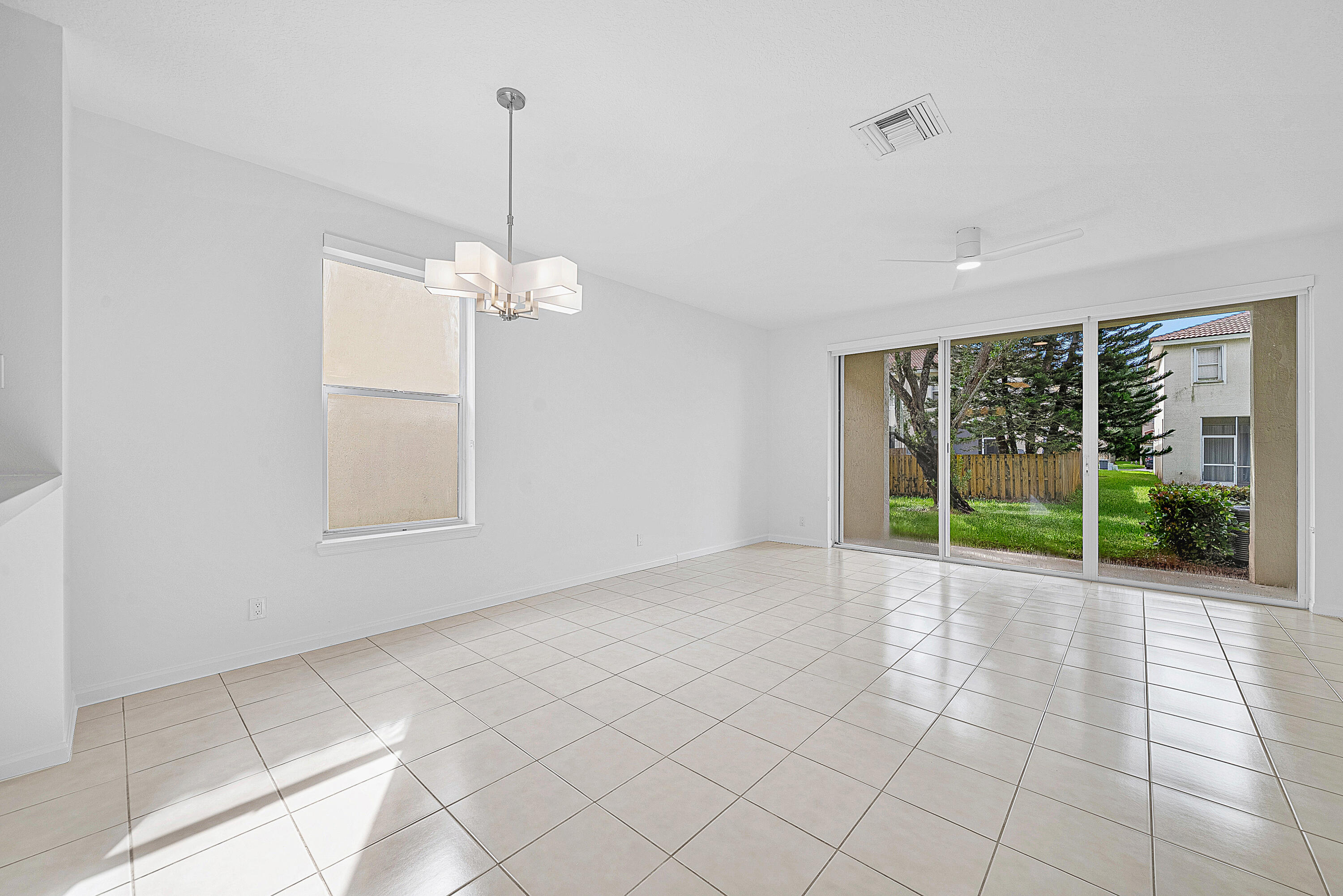 9688 Porta Leona Lane