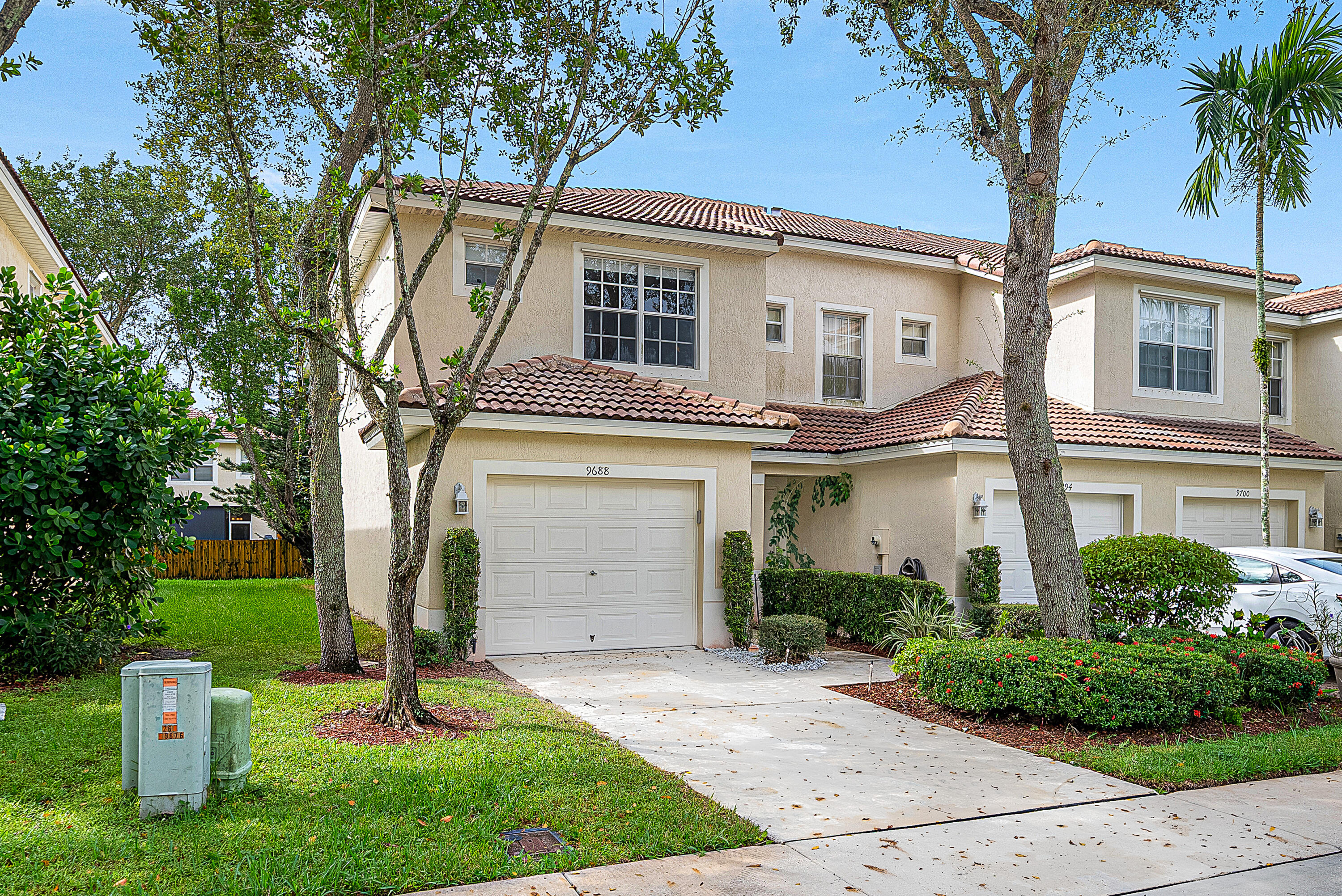 9688 Porta Leona Lane
