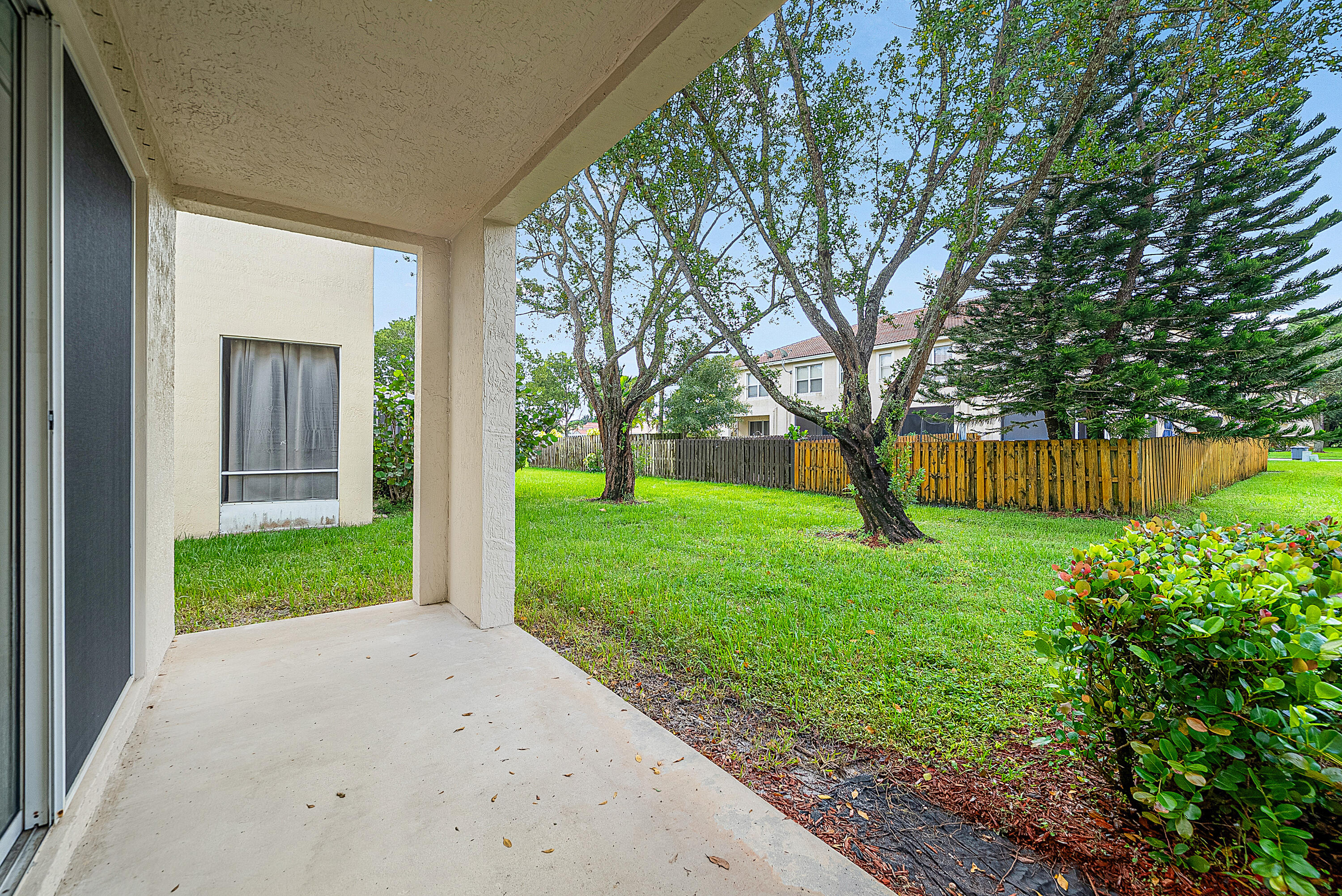 9688 Porta Leona Lane