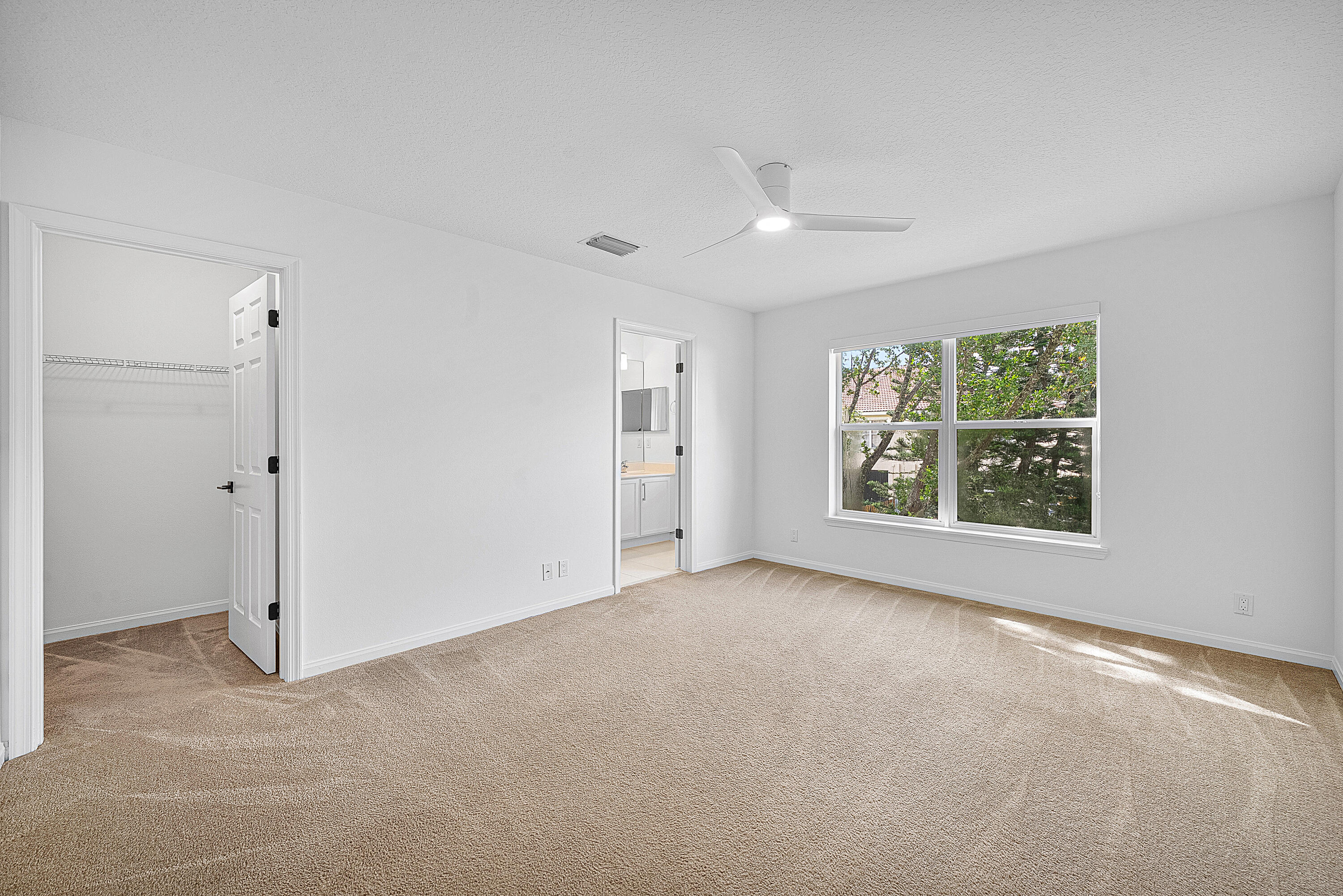 9688 Porta Leona Lane