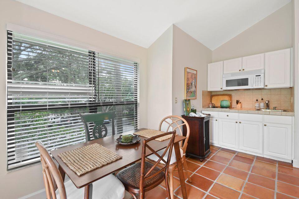 11863 Wimbledon Circle 507