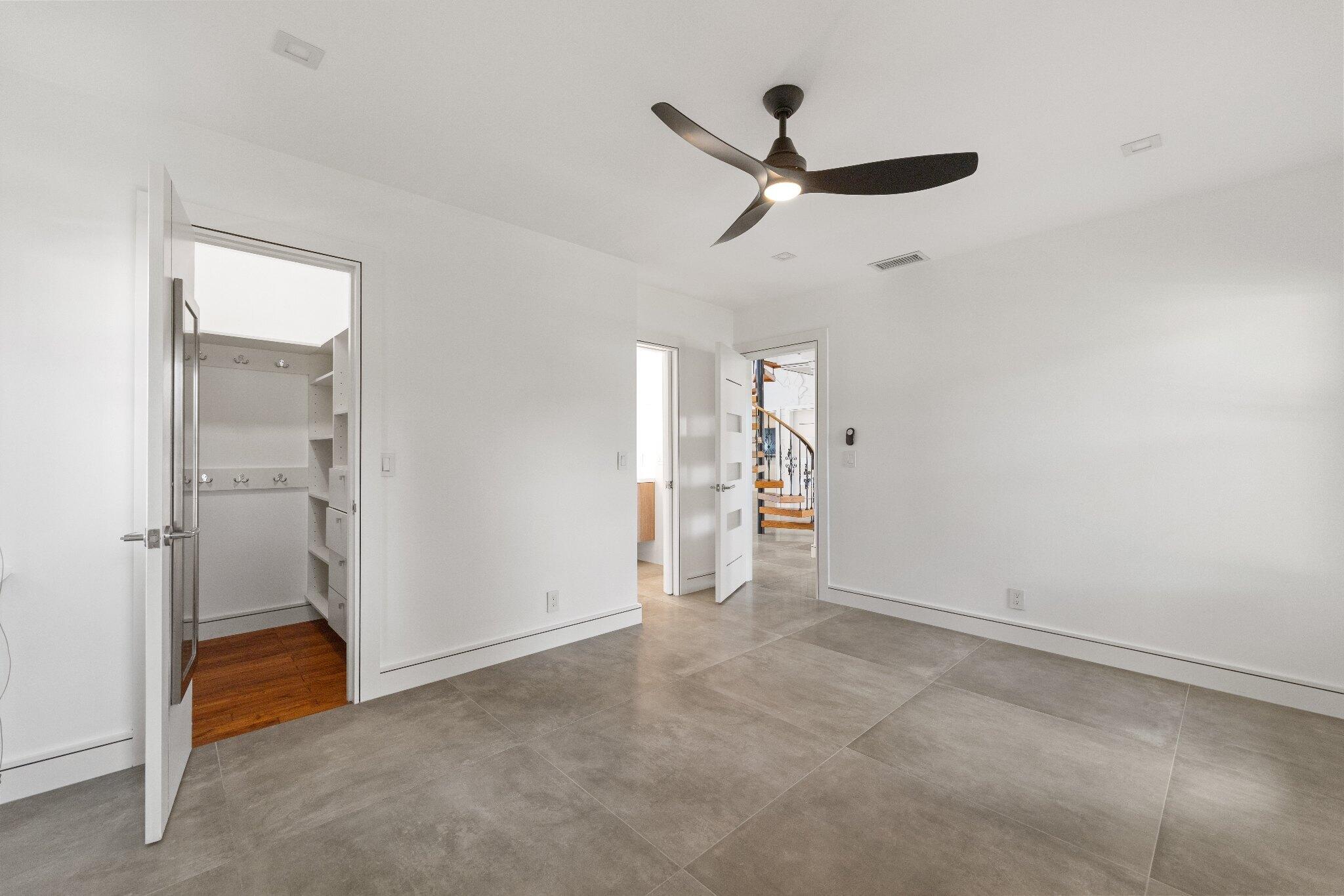 33 OREGON Lane