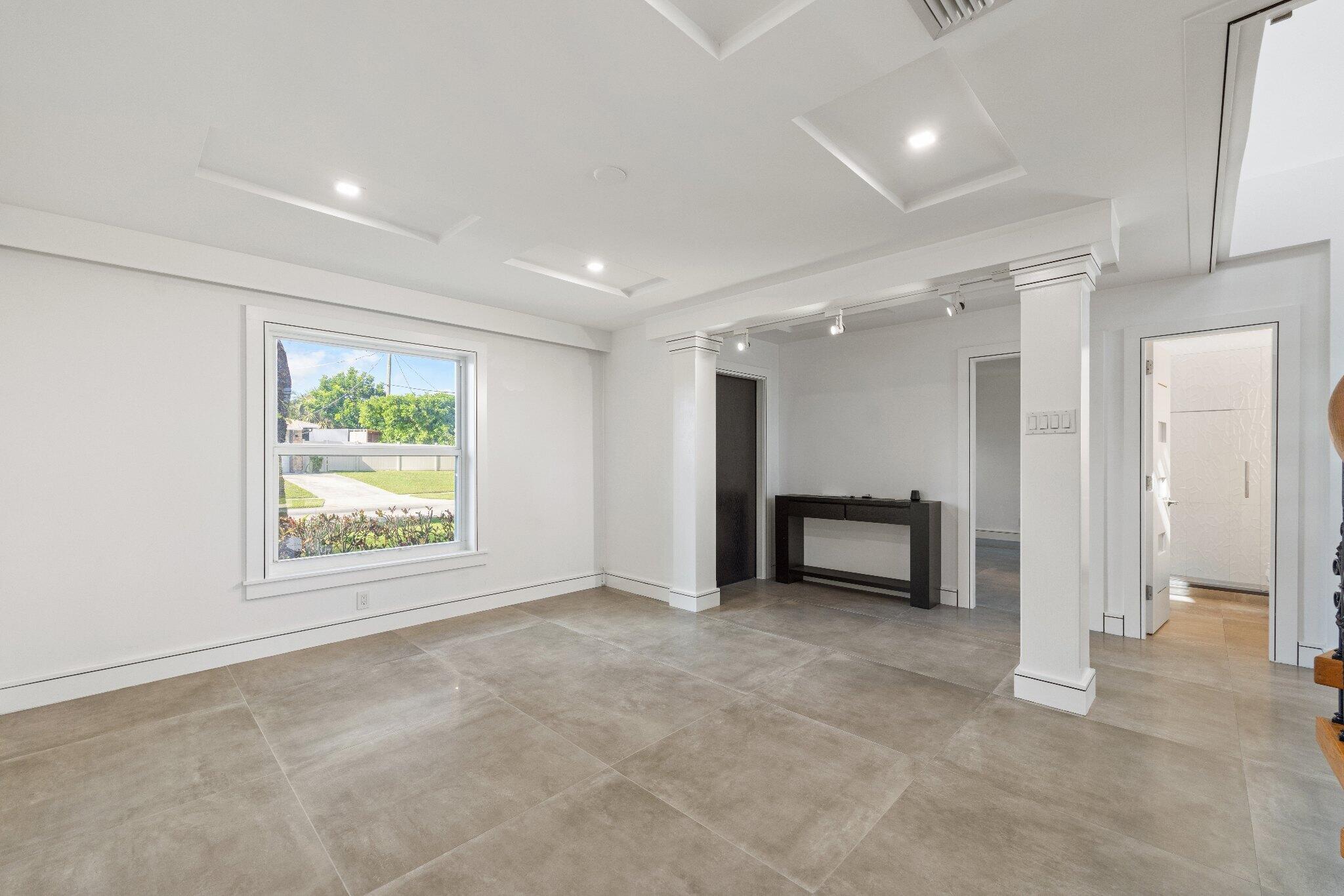33 OREGON Lane