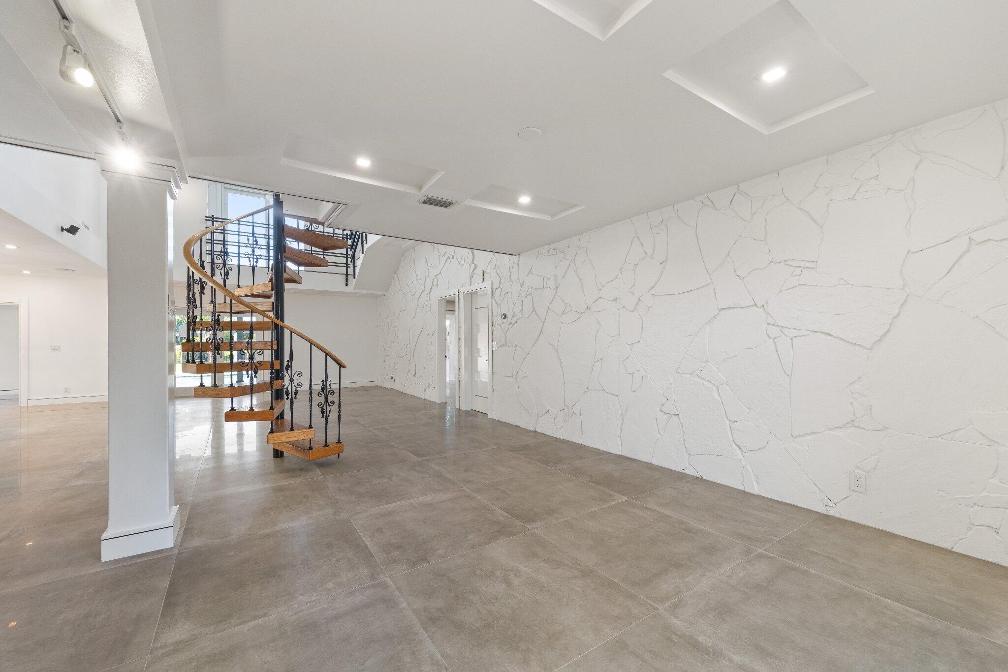 33 OREGON Lane
