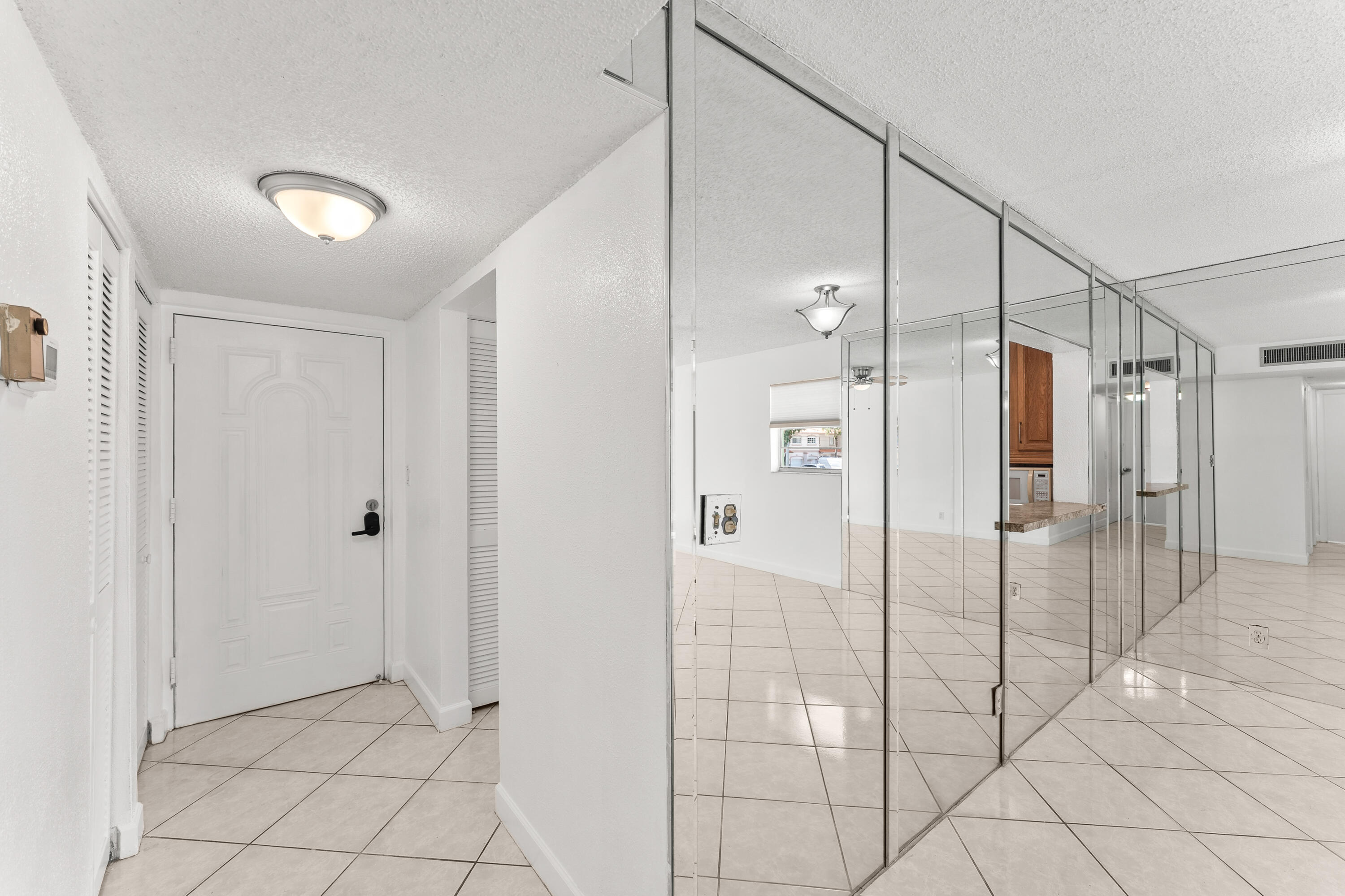 4148 NW 90th Avenue 201