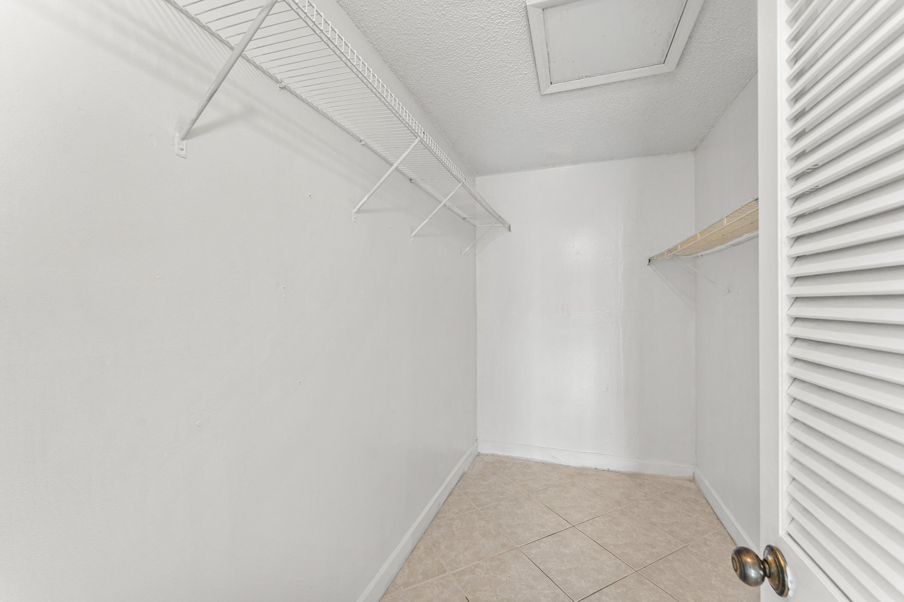 4148 NW 90th Avenue 201