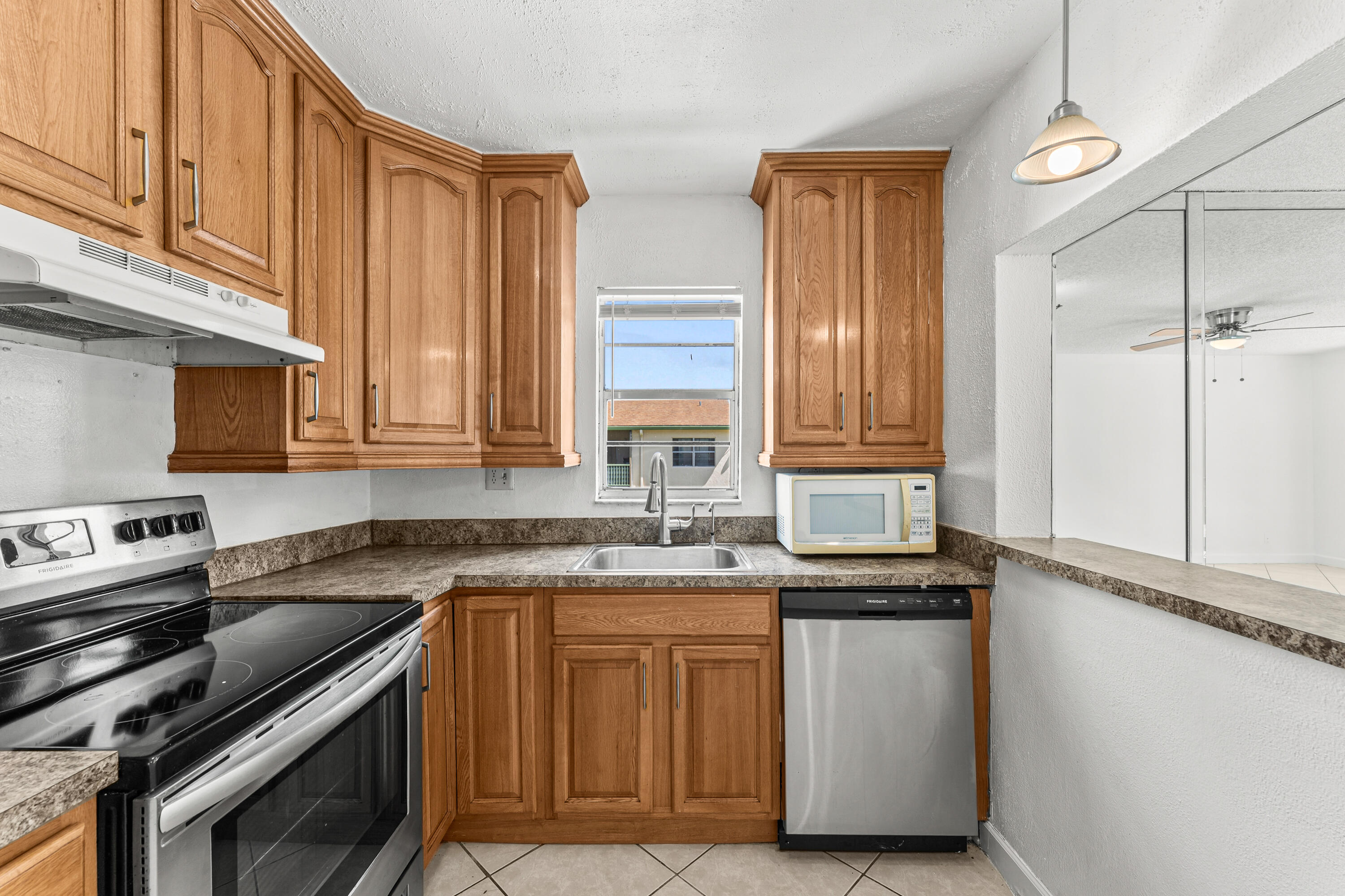 4148 NW 90th Avenue 201