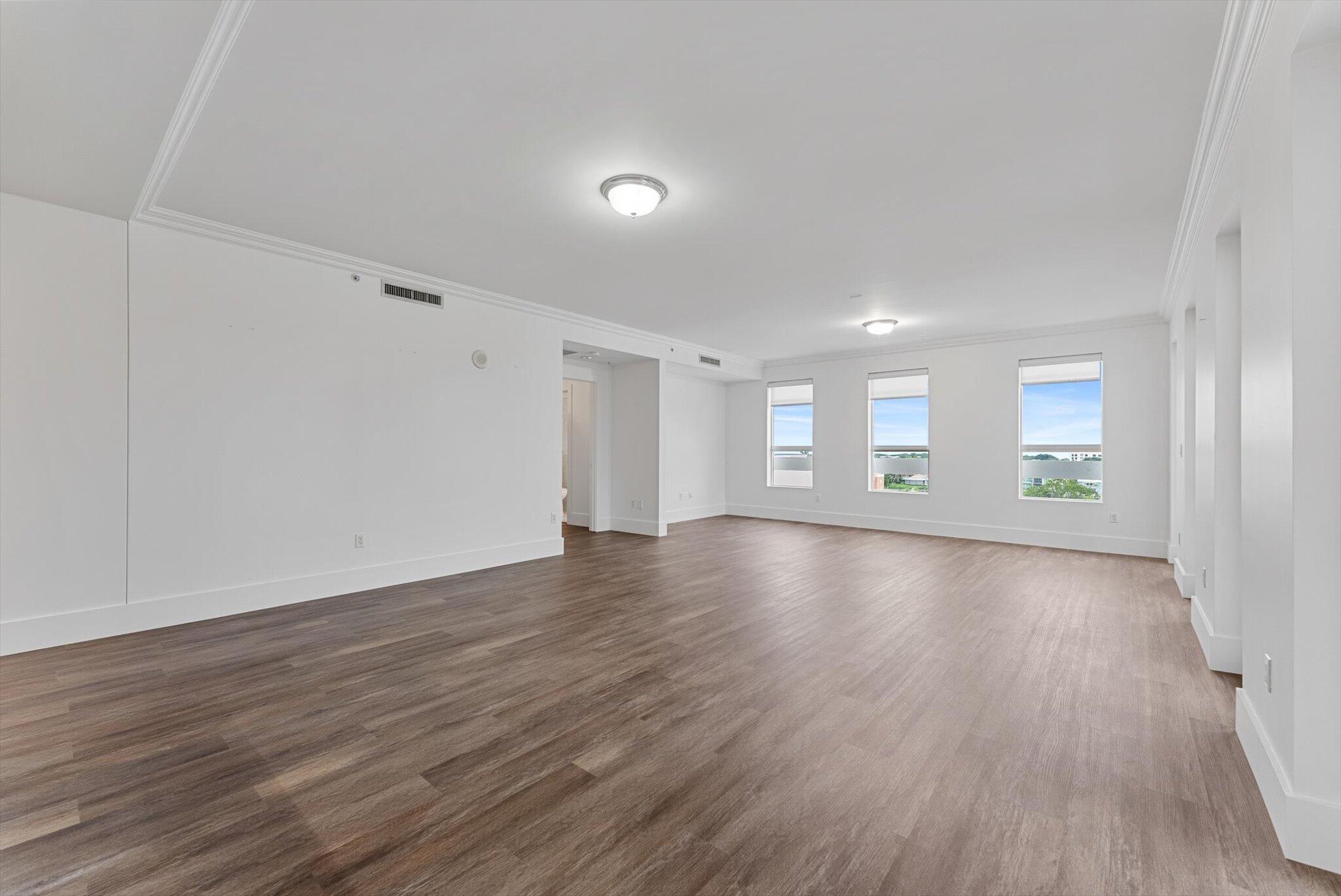 455 E PALMETTO PARK Road 6E
