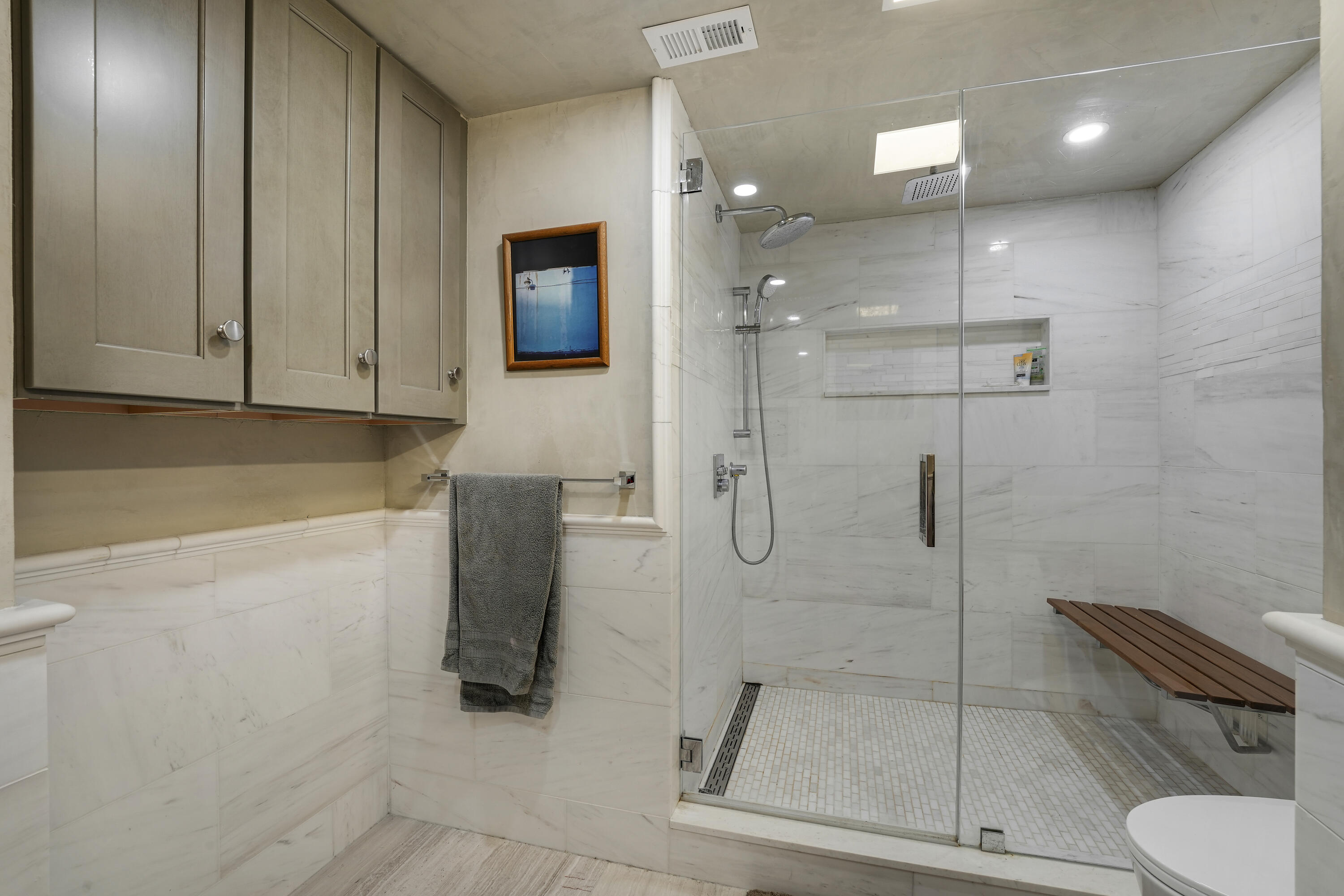 2 SOUTHPORT Lane D