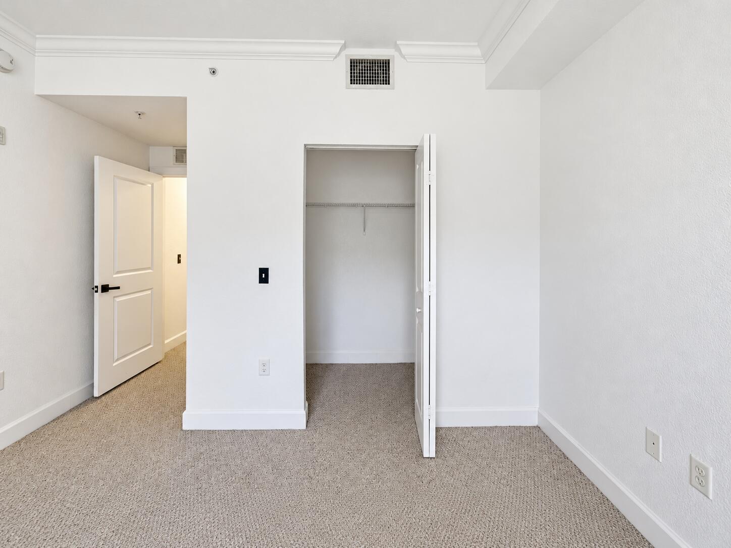 1690 Renaissance Commons Boulevard 1422