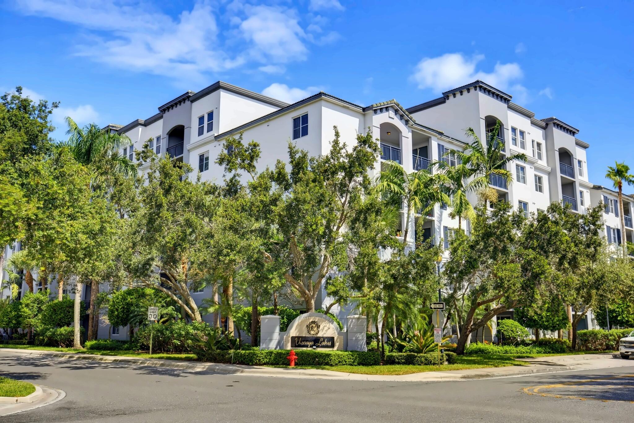 1690 Renaissance Commons Boulevard 1422