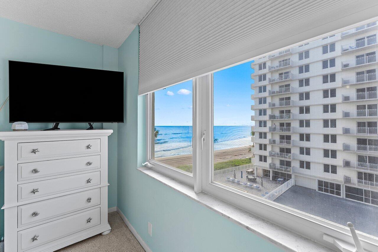 3215 S OCEAN Boulevard 407
