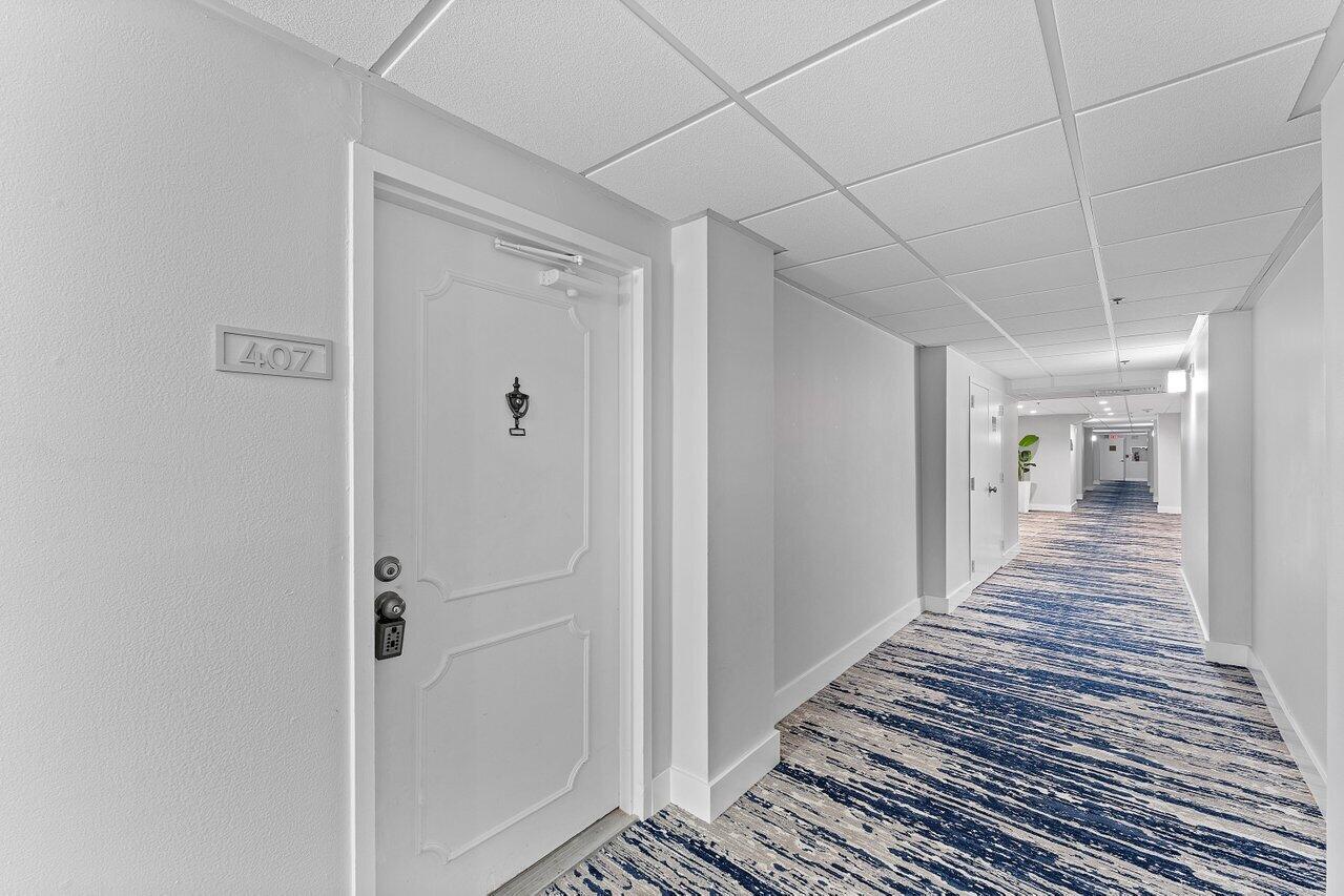 3215 S OCEAN Boulevard 407