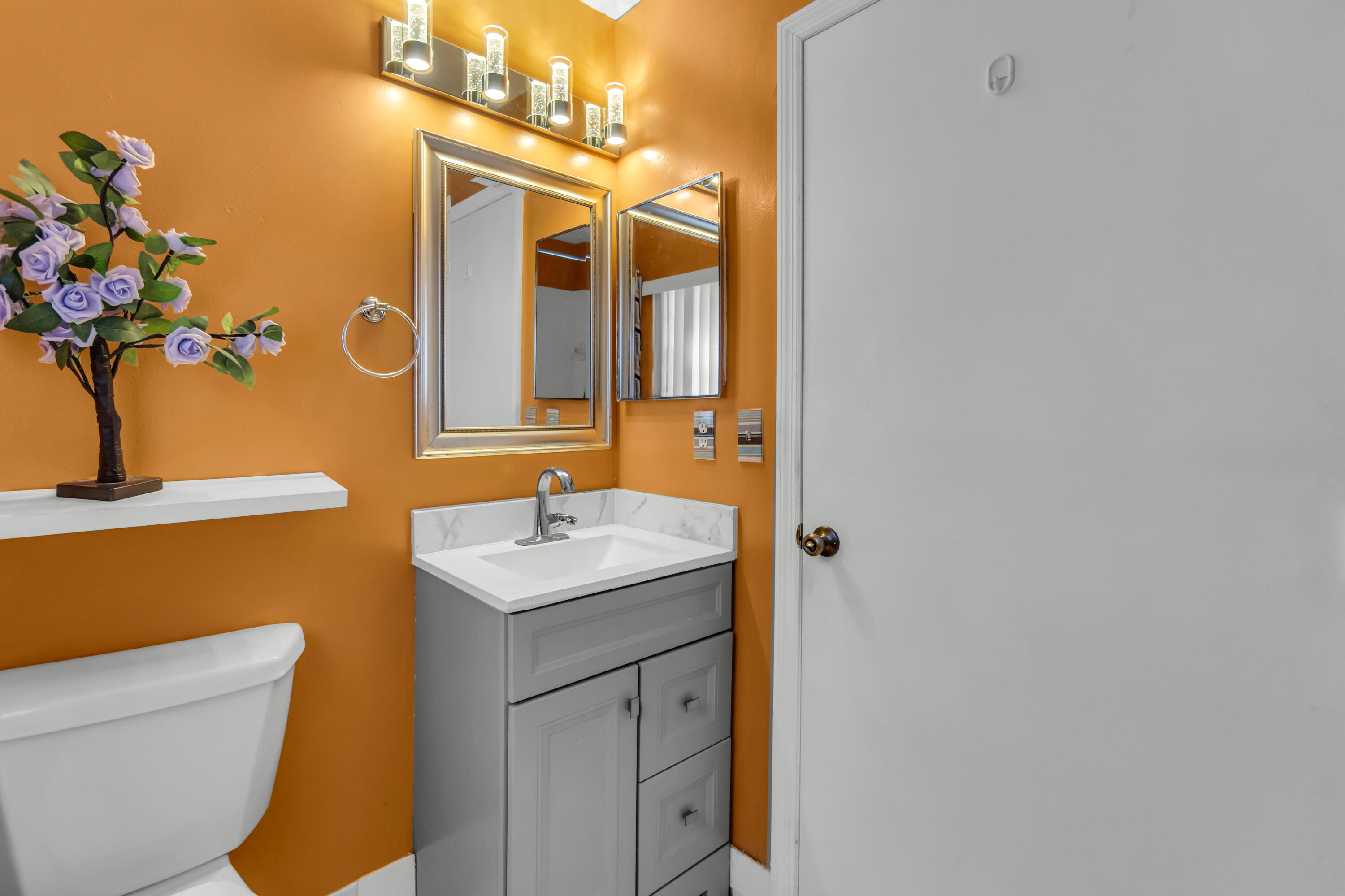 8055 Stirrup Cay Court