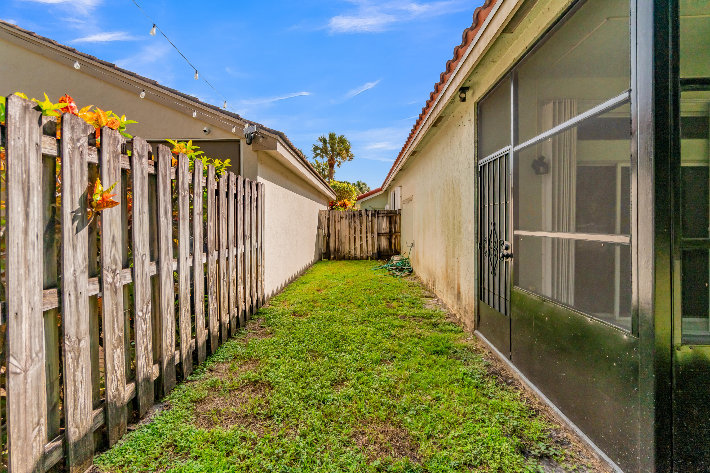 8055 Stirrup Cay Court