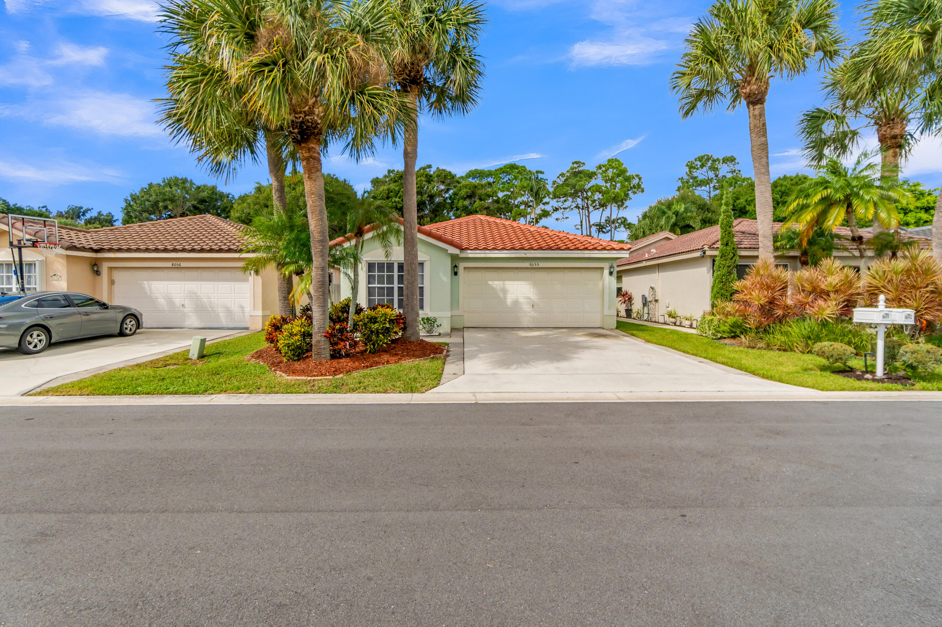 8055 Stirrup Cay Court