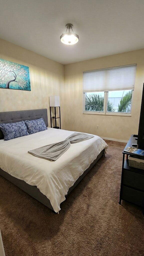 806 E WINDWARD Way 305