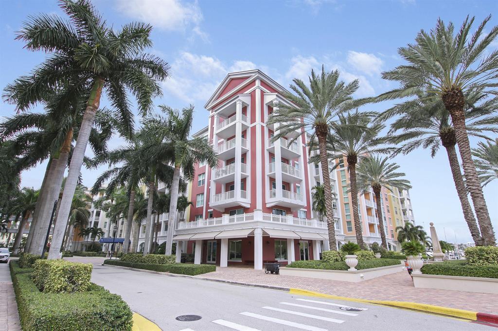806 E WINDWARD Way 305