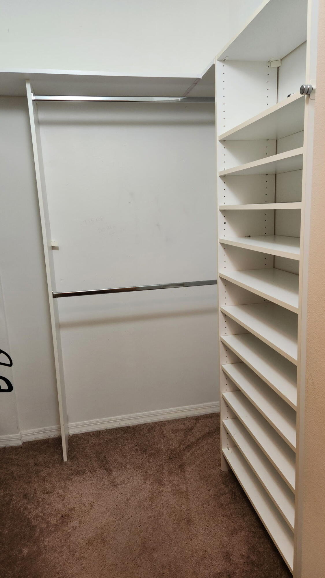 806 E WINDWARD Way 305