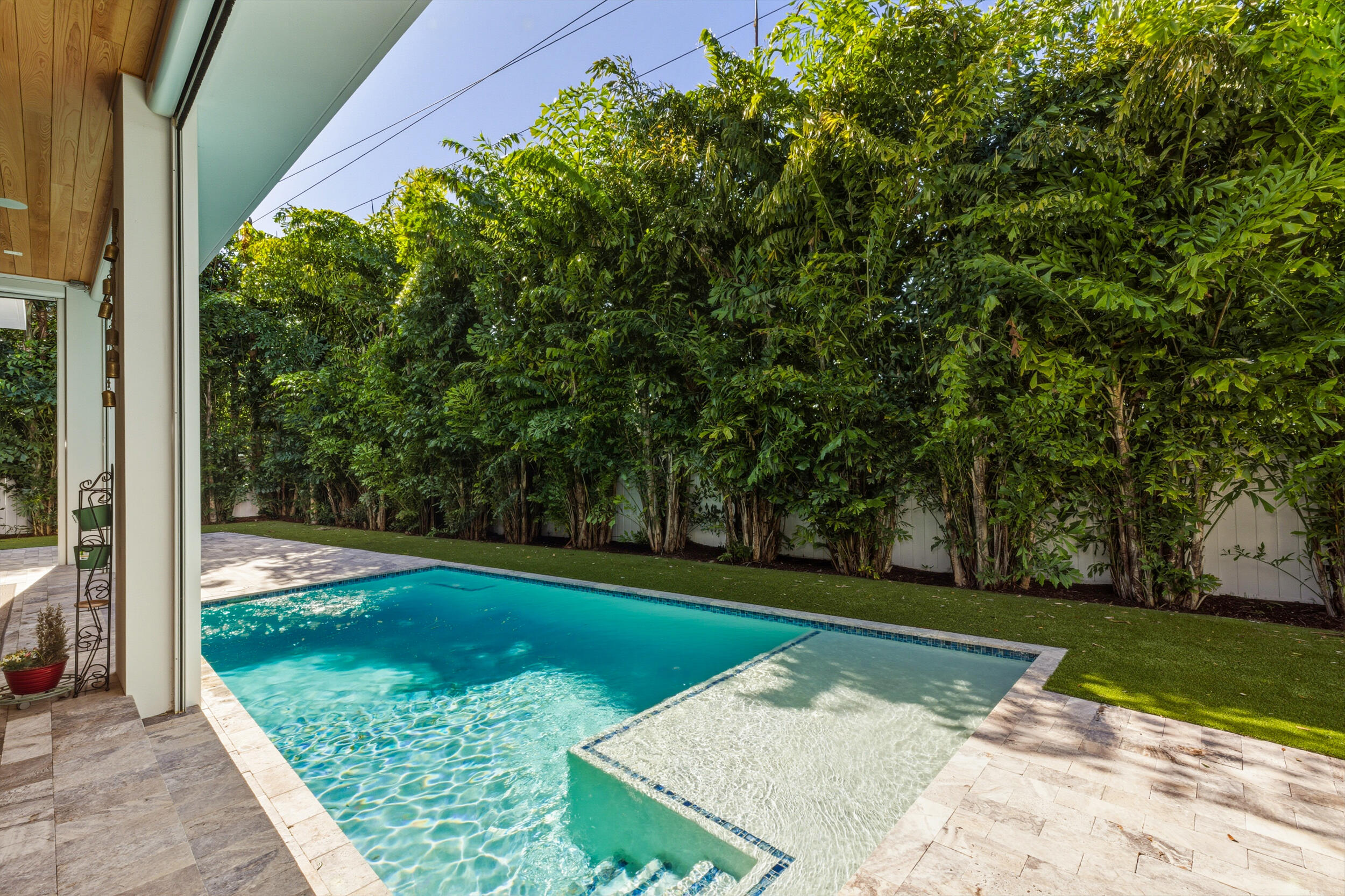 10 Coconut Road