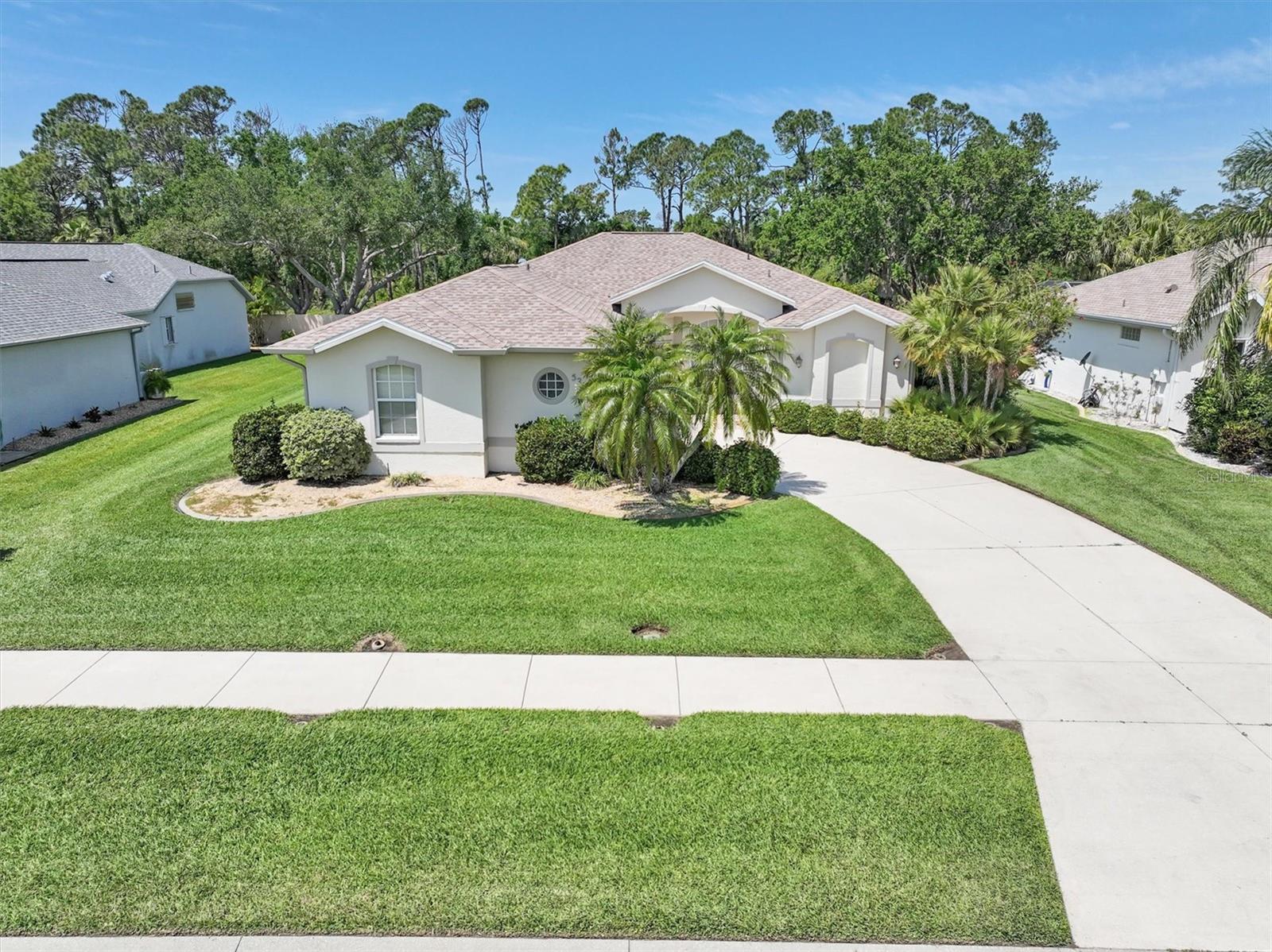 5221 SABAL TRACE DR