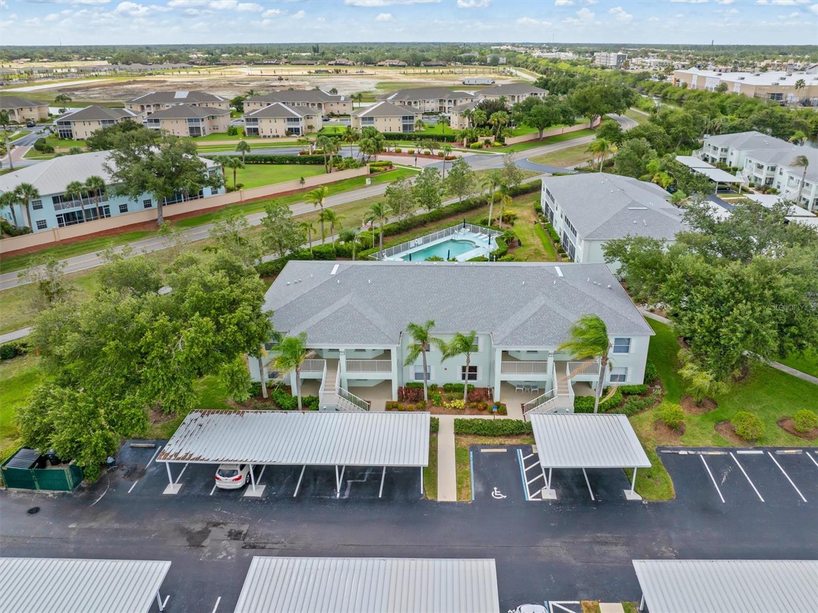 5725 GREENWOOD AVE #8203