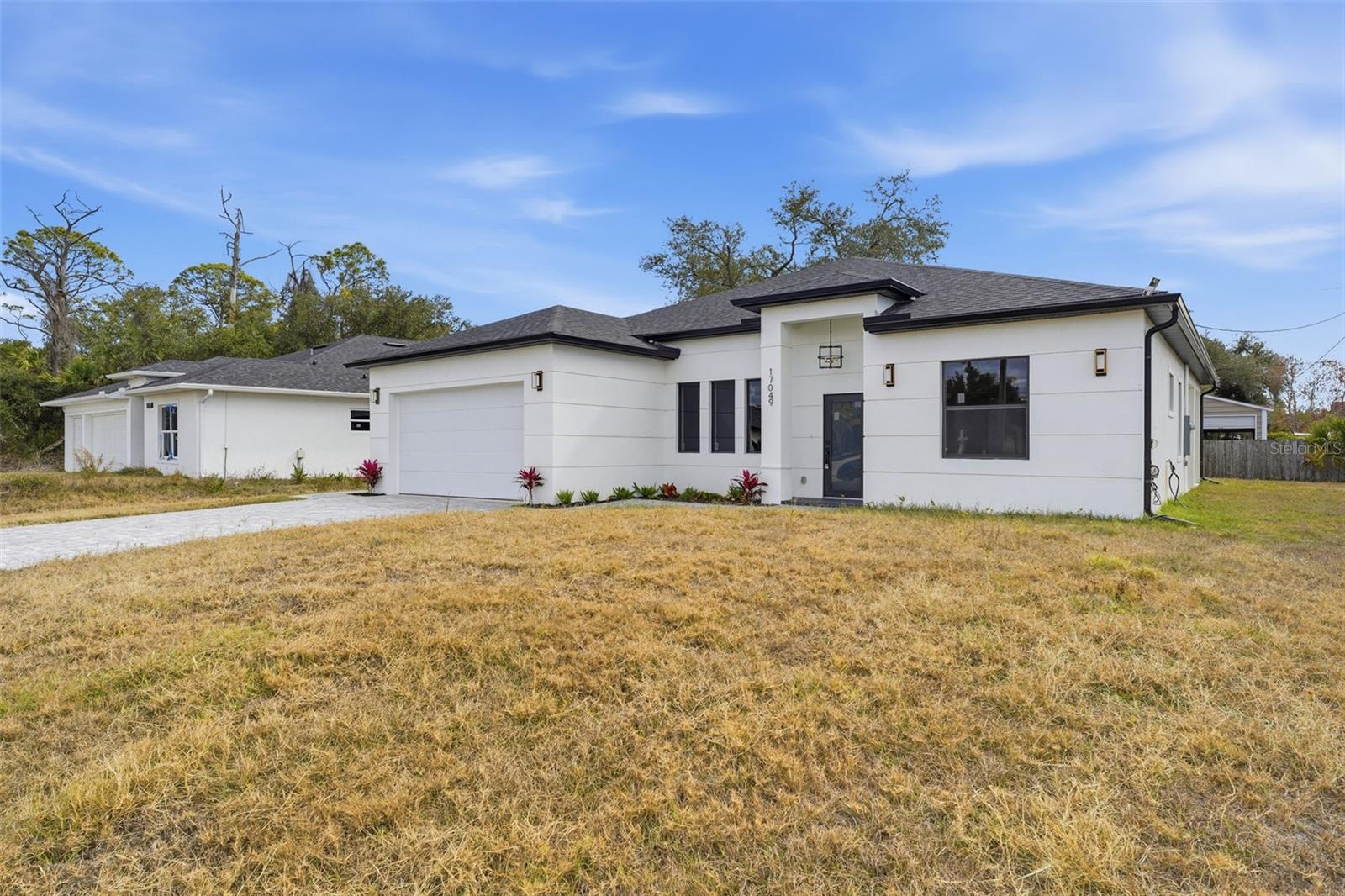 17049 HILLSBOROUGH BLVD