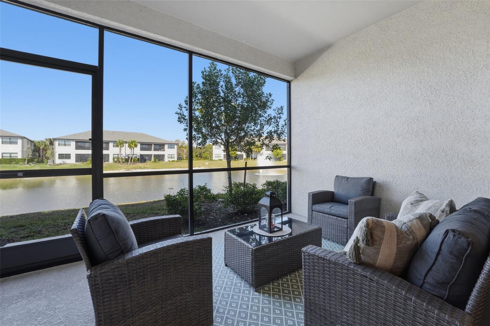 23377 COLLINA WAY #103