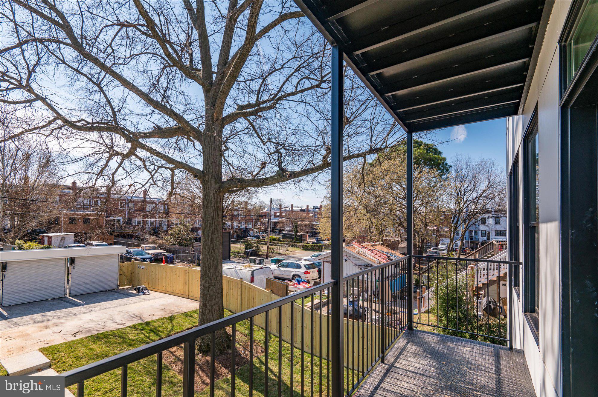 232 HAMILTON STREET NW 6