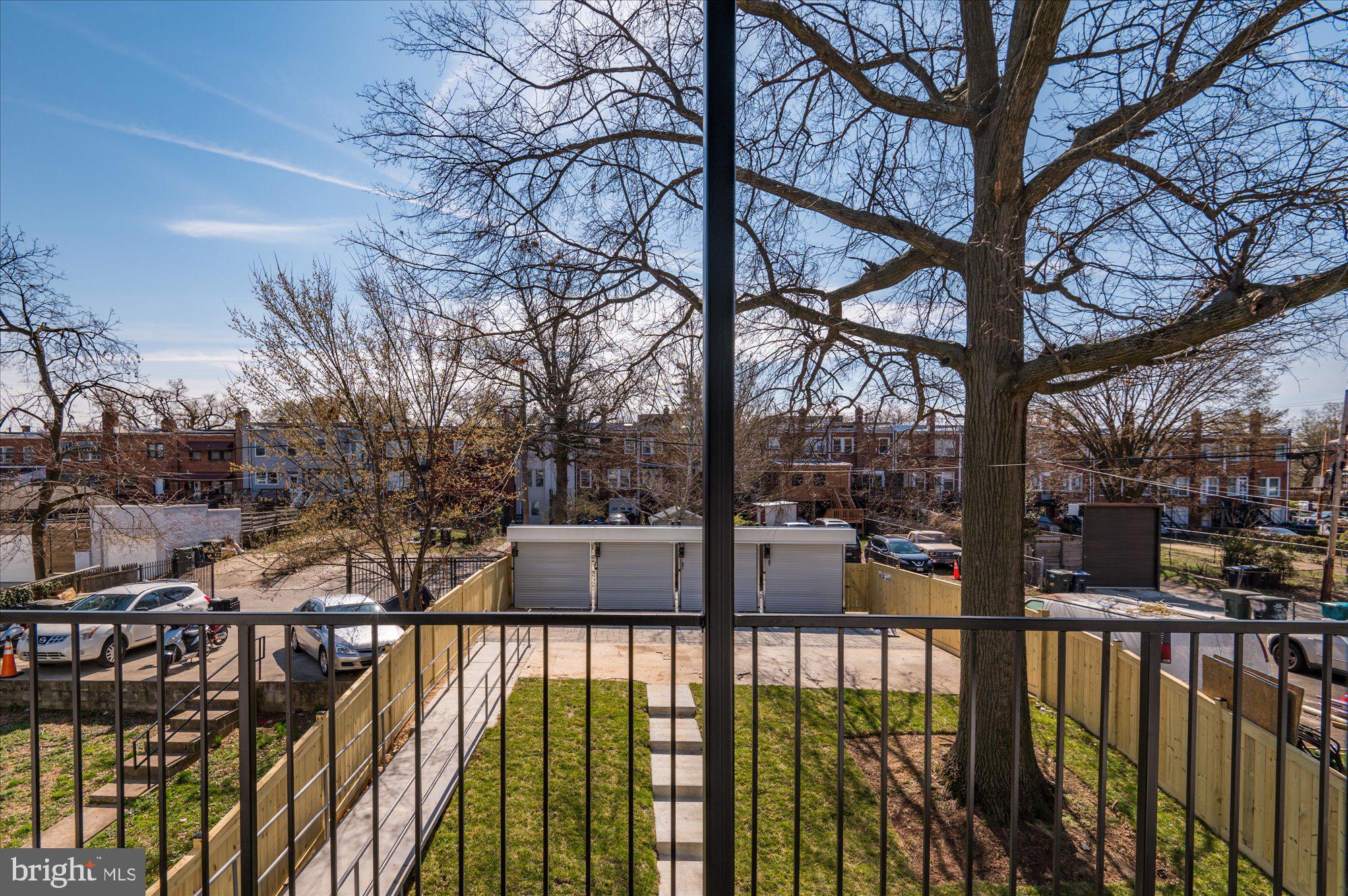 232 HAMILTON STREET NW 6
