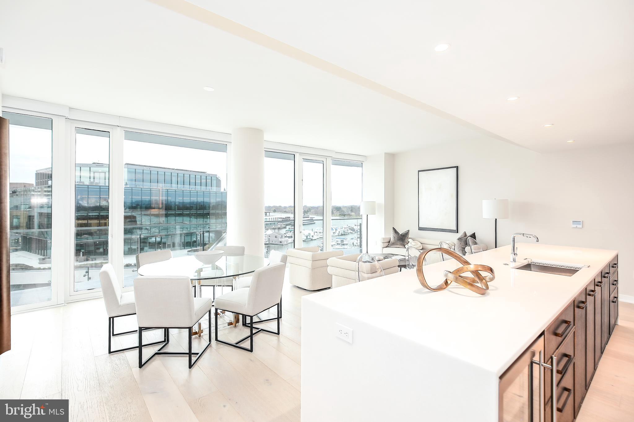 601 Wharf St SW #502