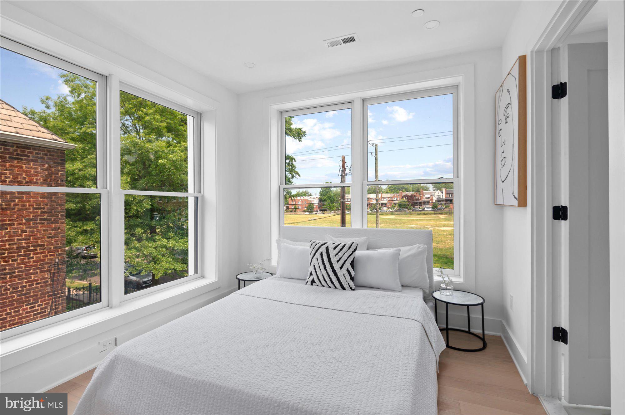 232 HAMILTON STREET NW 5