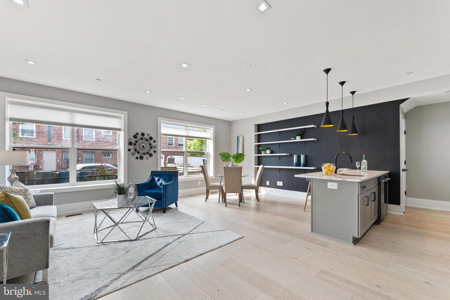 1944 Capitol Ave NE #1