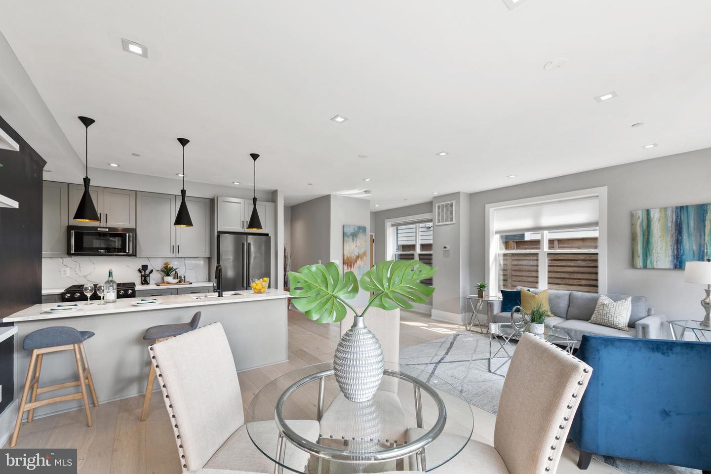 1944 Capitol Ave NE #1