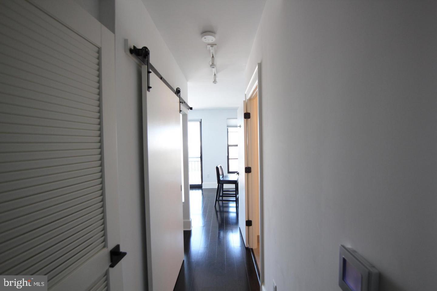 1011 M St NW #804