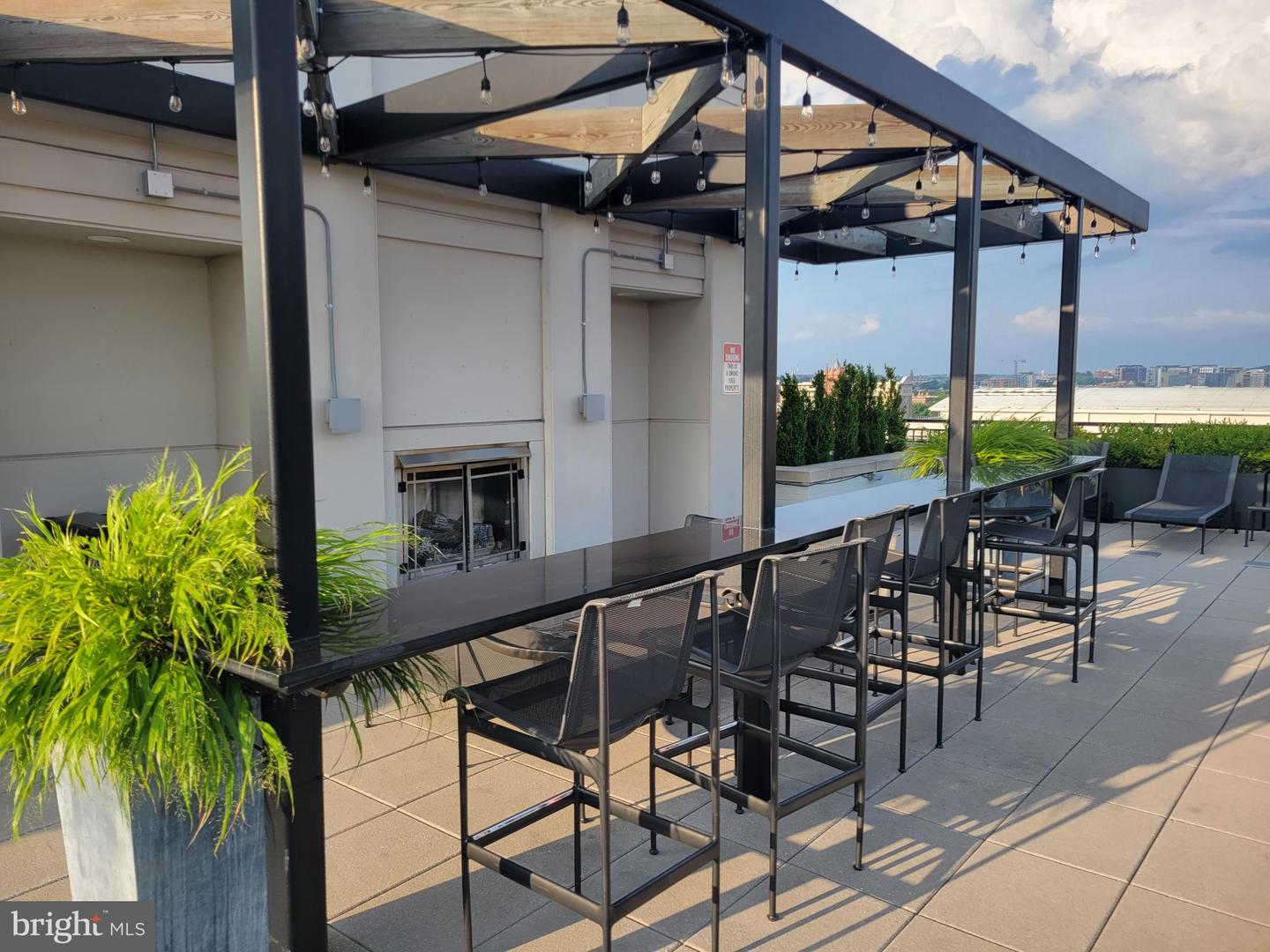 1011 M St NW #804
