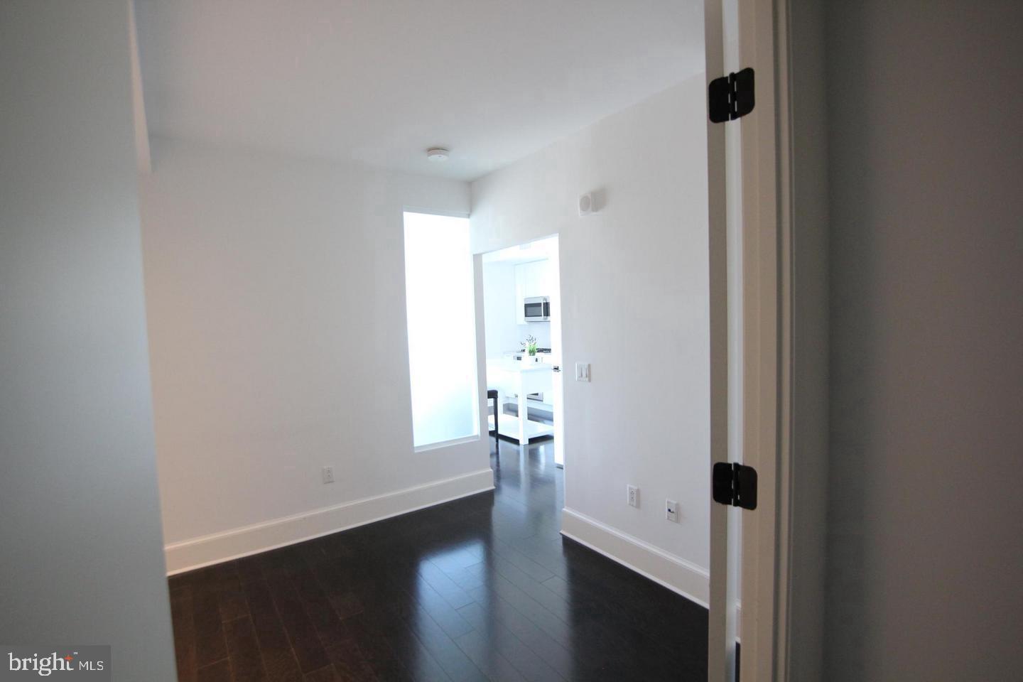 1011 M St NW #804