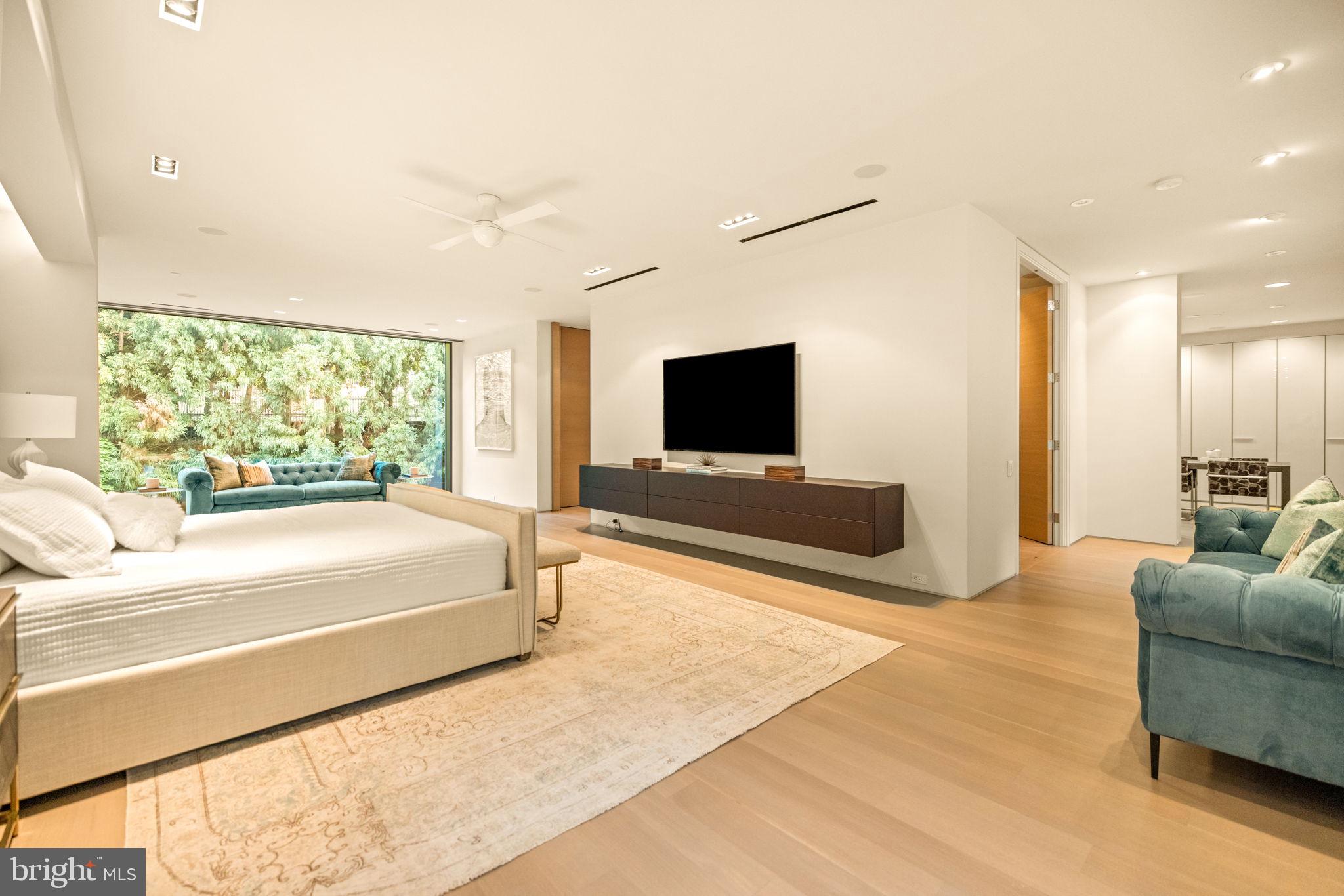 2438 BELMONT ROAD NW