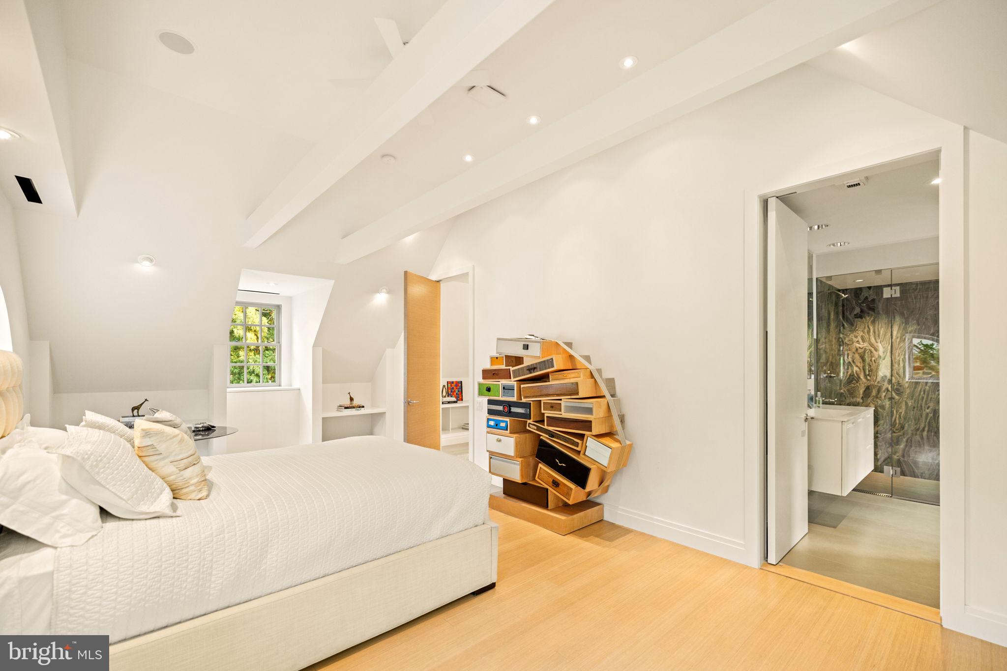 2438 BELMONT ROAD NW