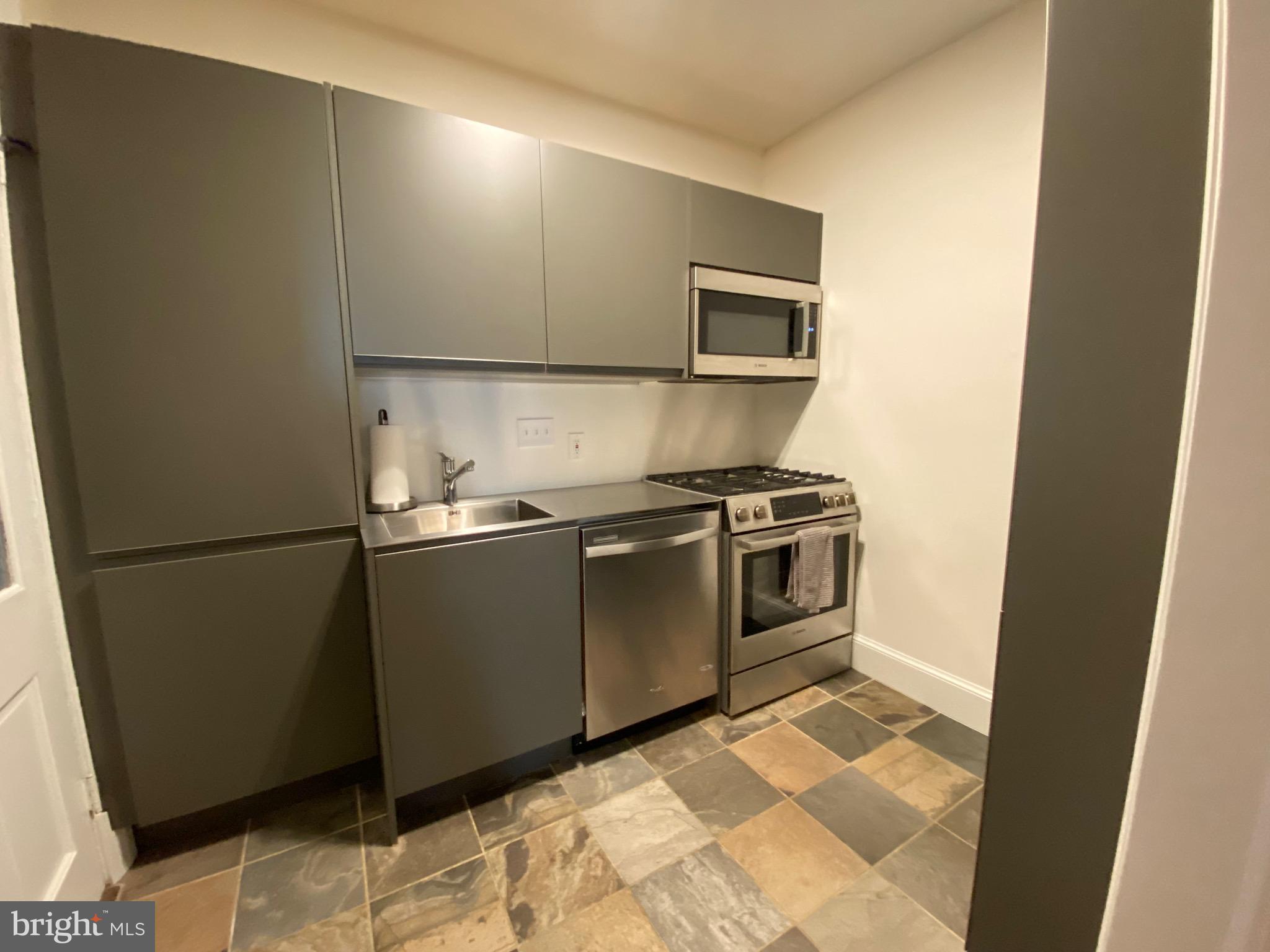 3020 Dent Pl NW #10w