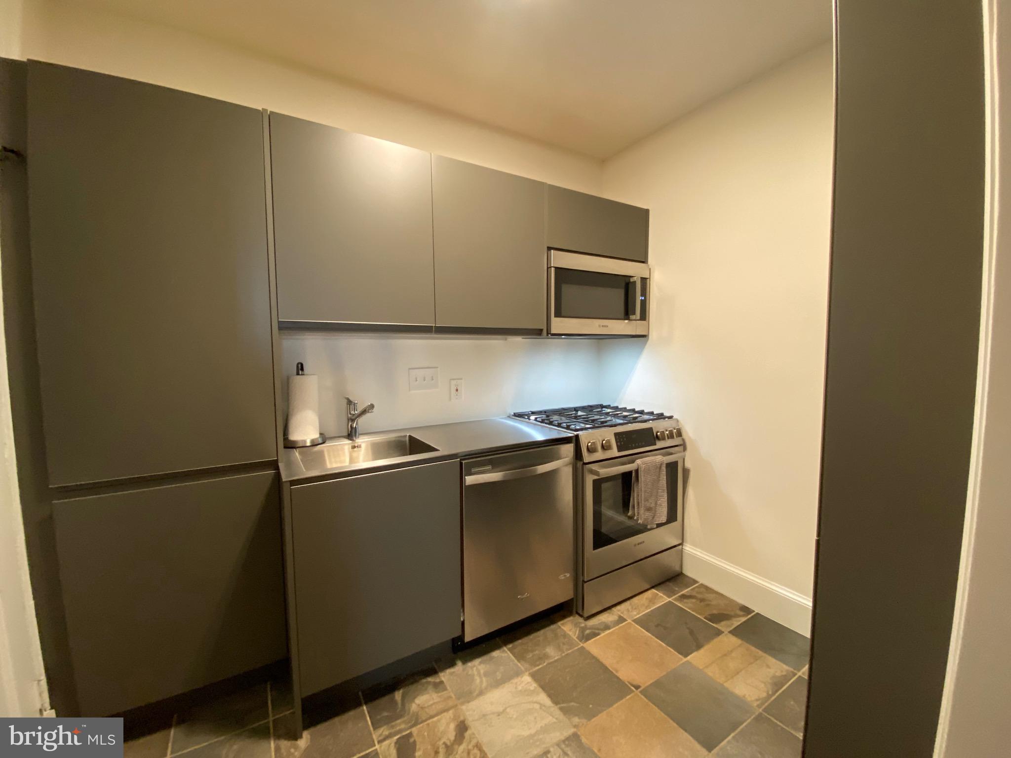 3020 Dent Pl NW #10w