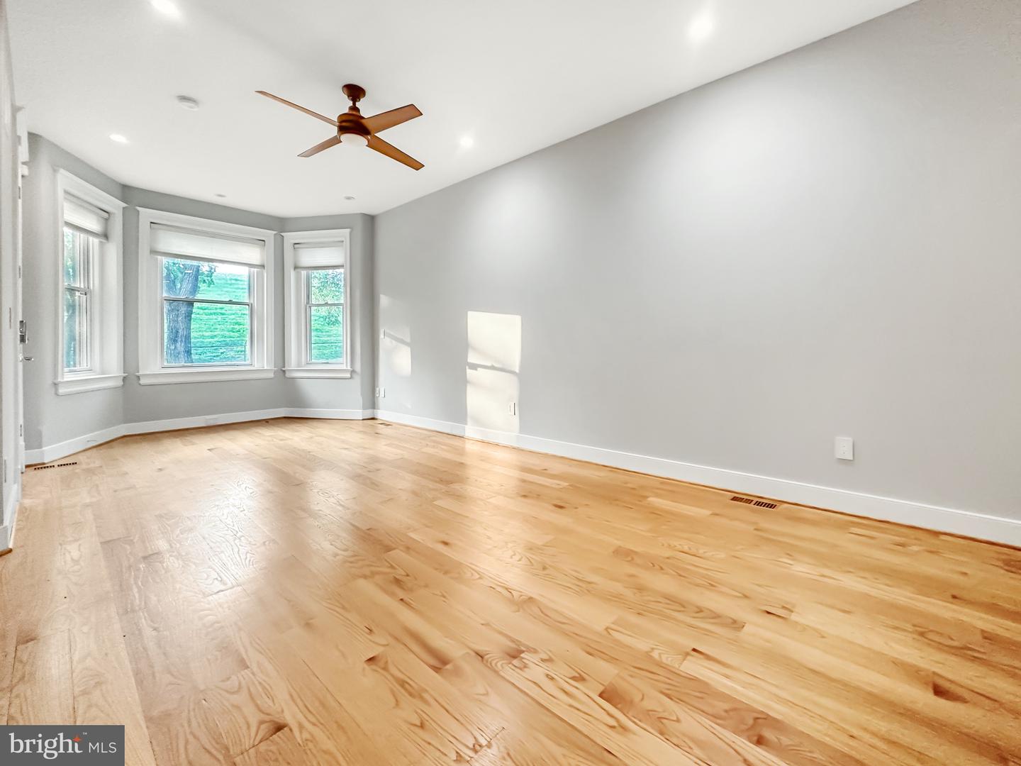 122 Bryant St NW #1