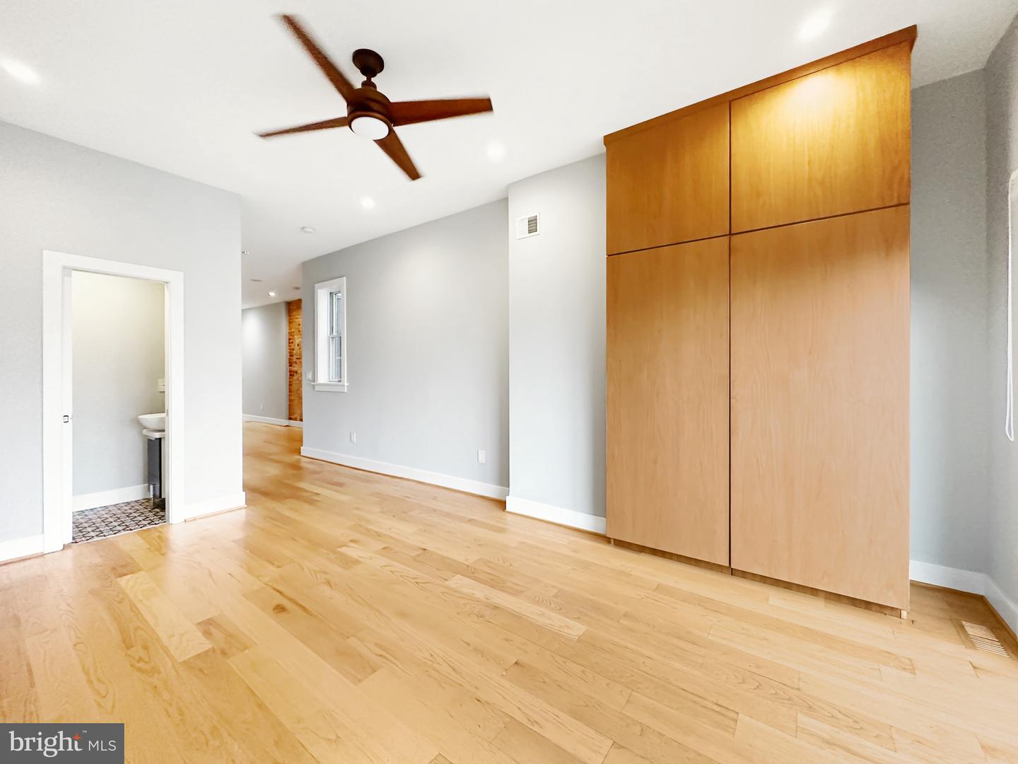 122 Bryant St NW #1