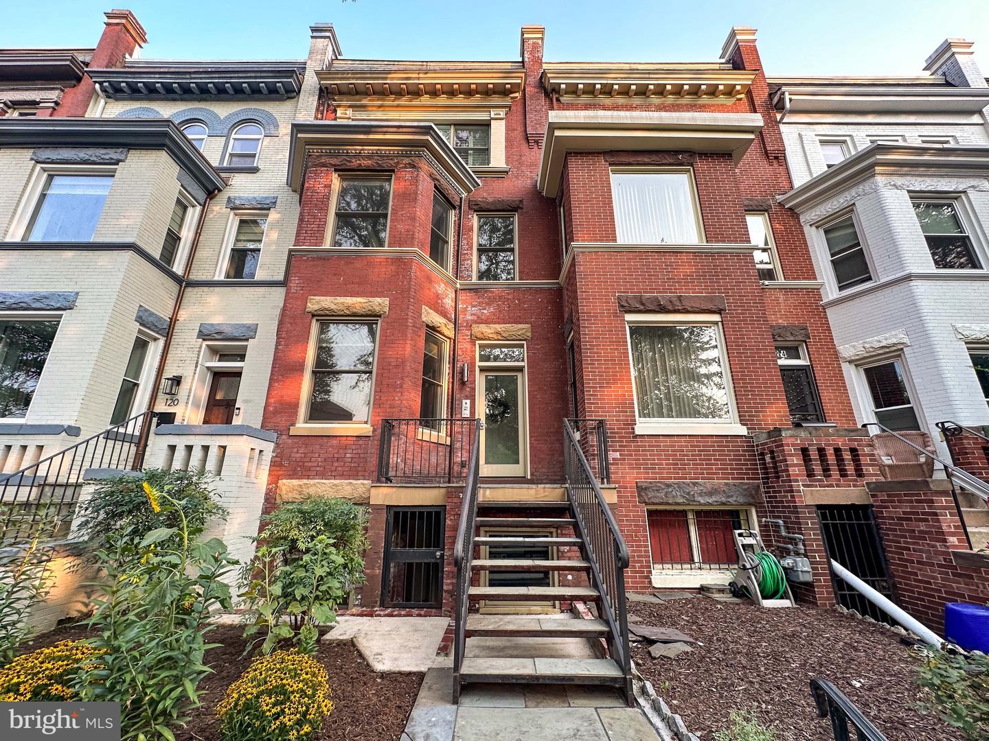 122 Bryant St NW #1
